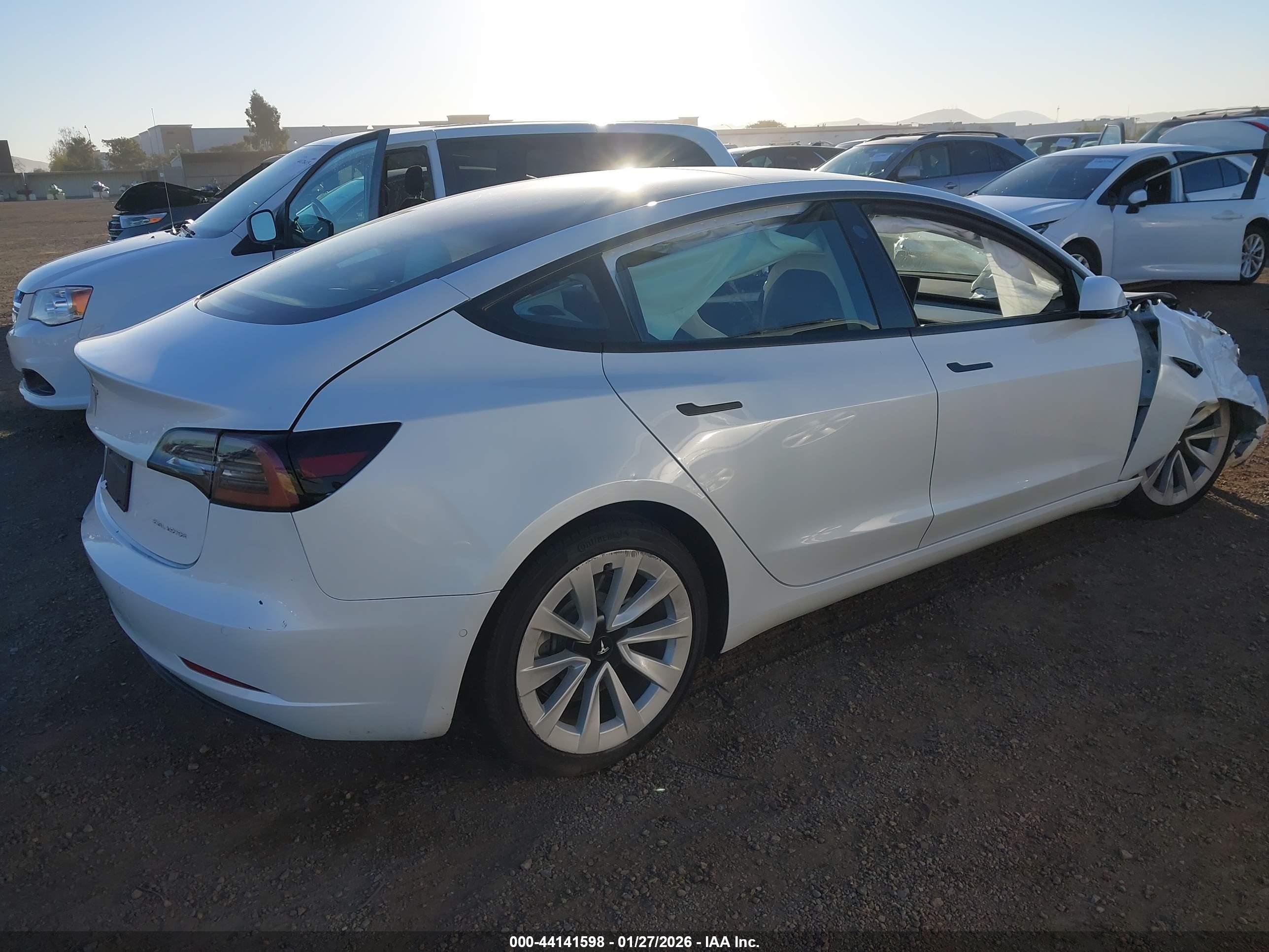 TESLA MODEL image 4