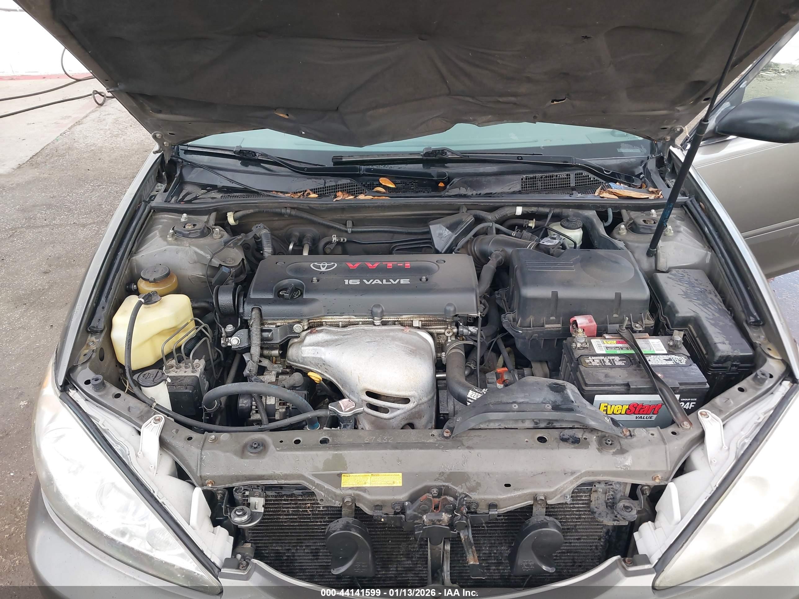 TOYOTA CAMRY image 10