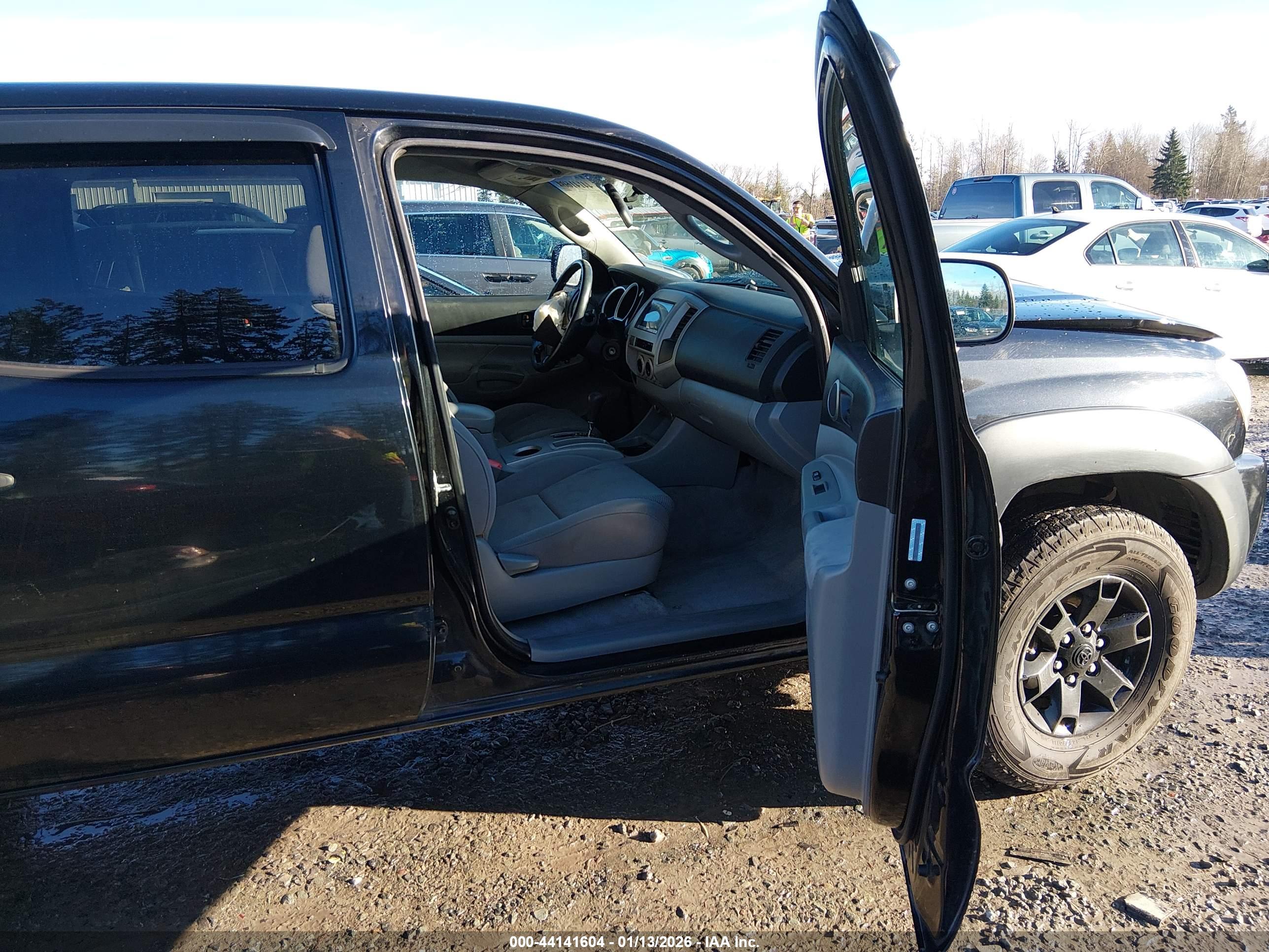 TOYOTA TACOMA image 5