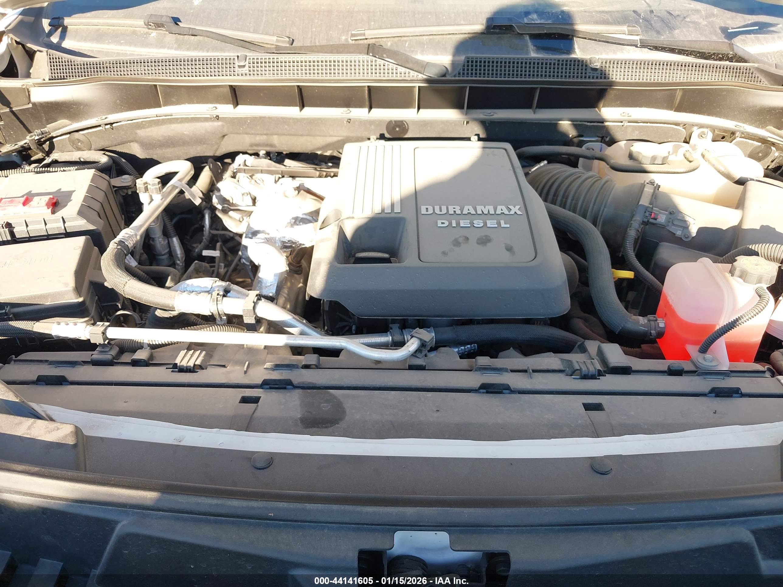 CHEVROLET TAHOE image 10