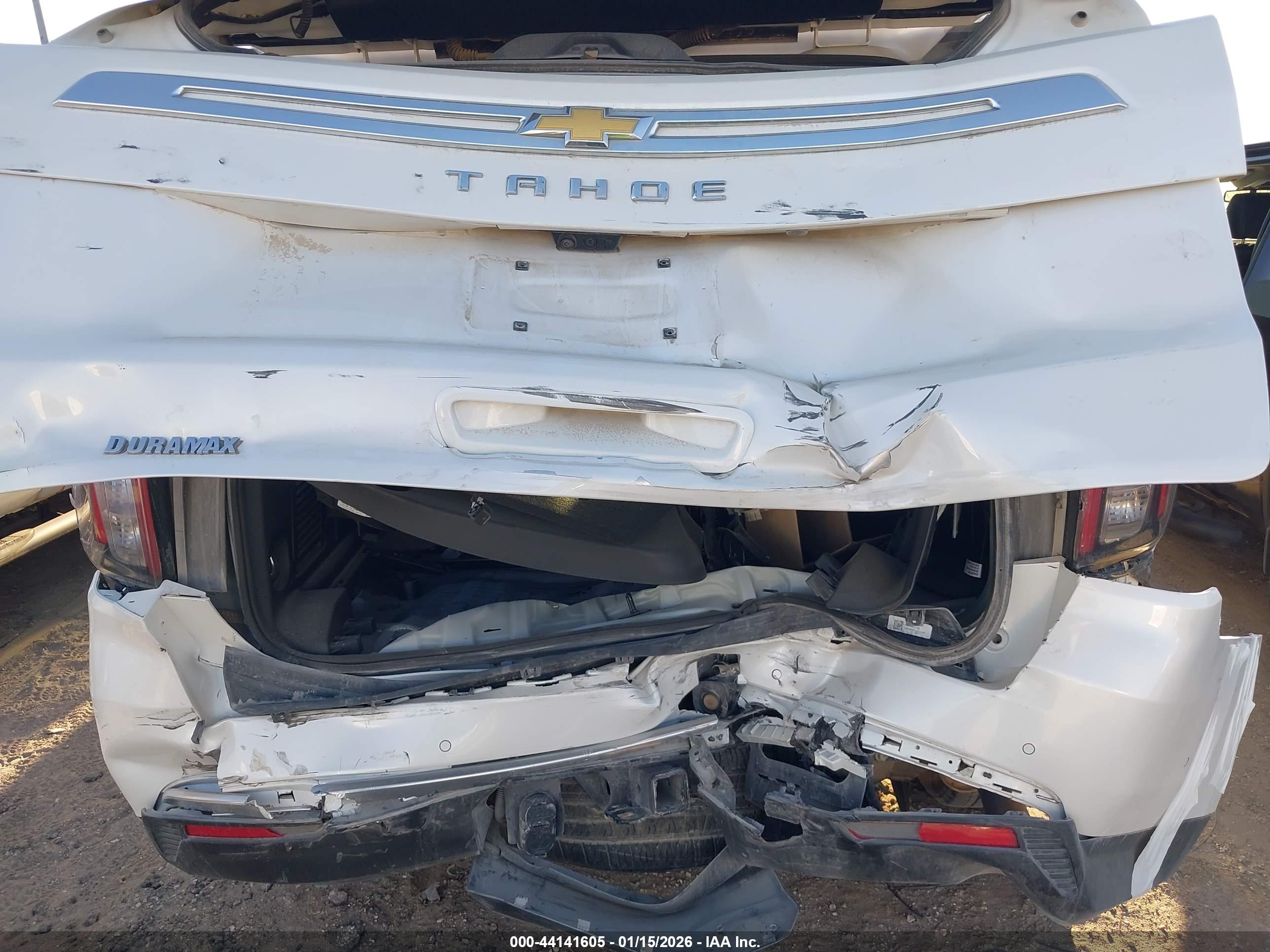 CHEVROLET TAHOE image 6