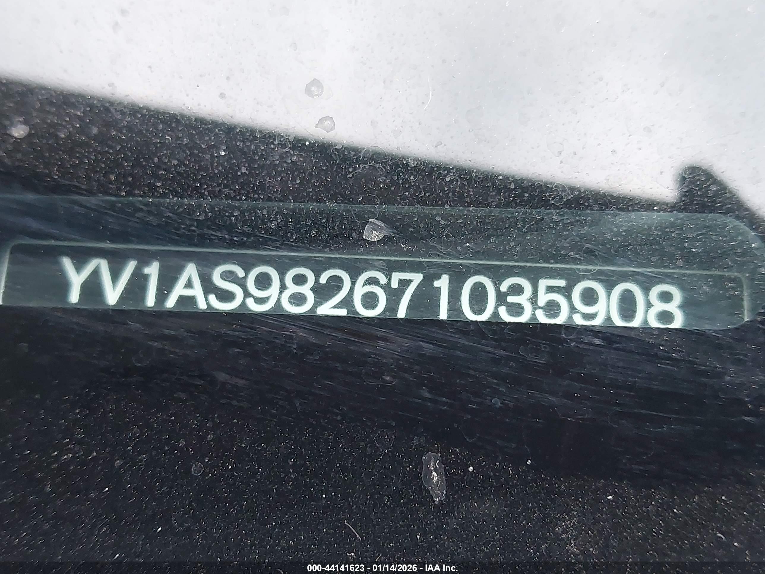 VOLVO S80 image 9