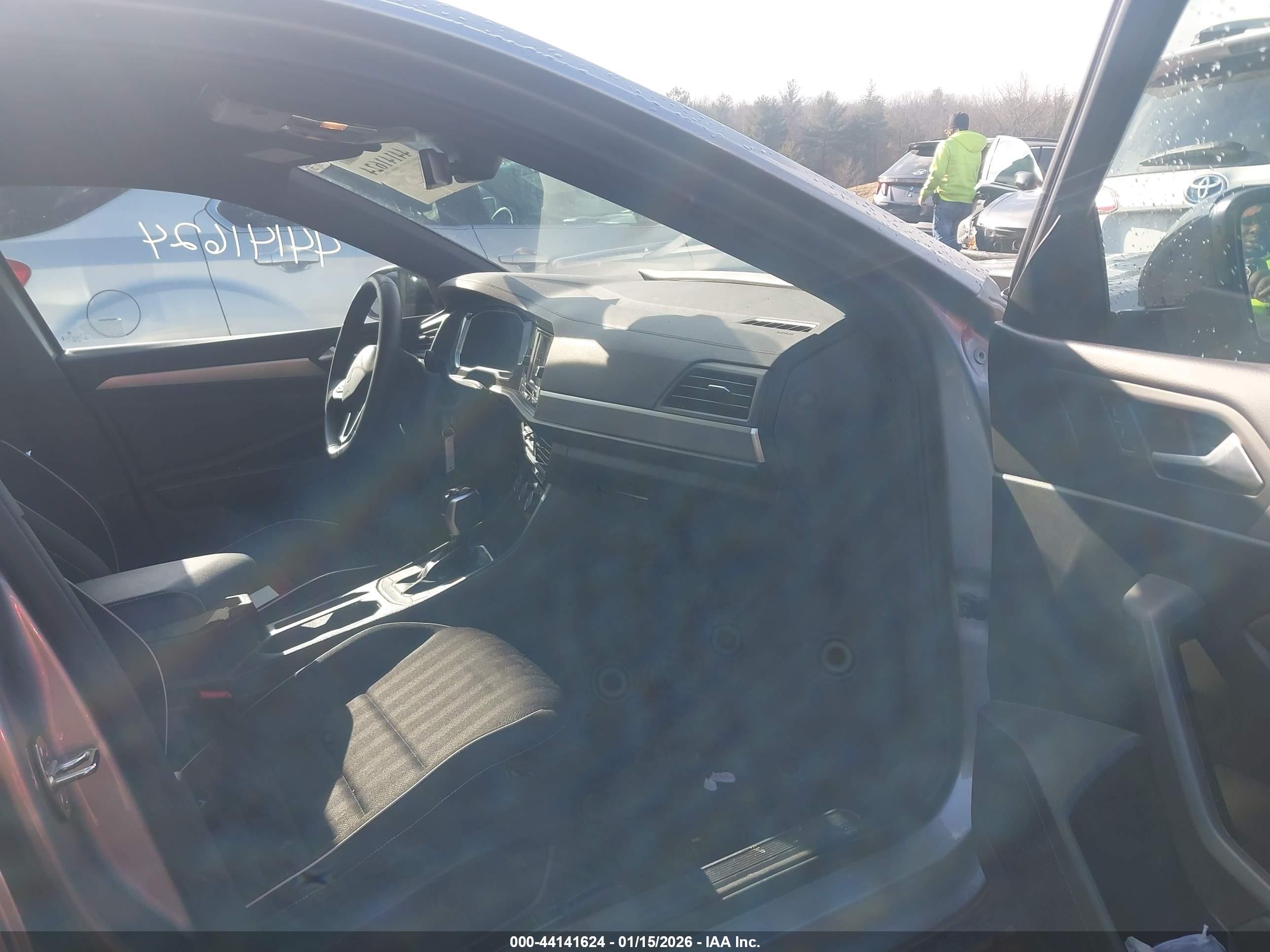 VOLKSWAGEN JETTA image 5