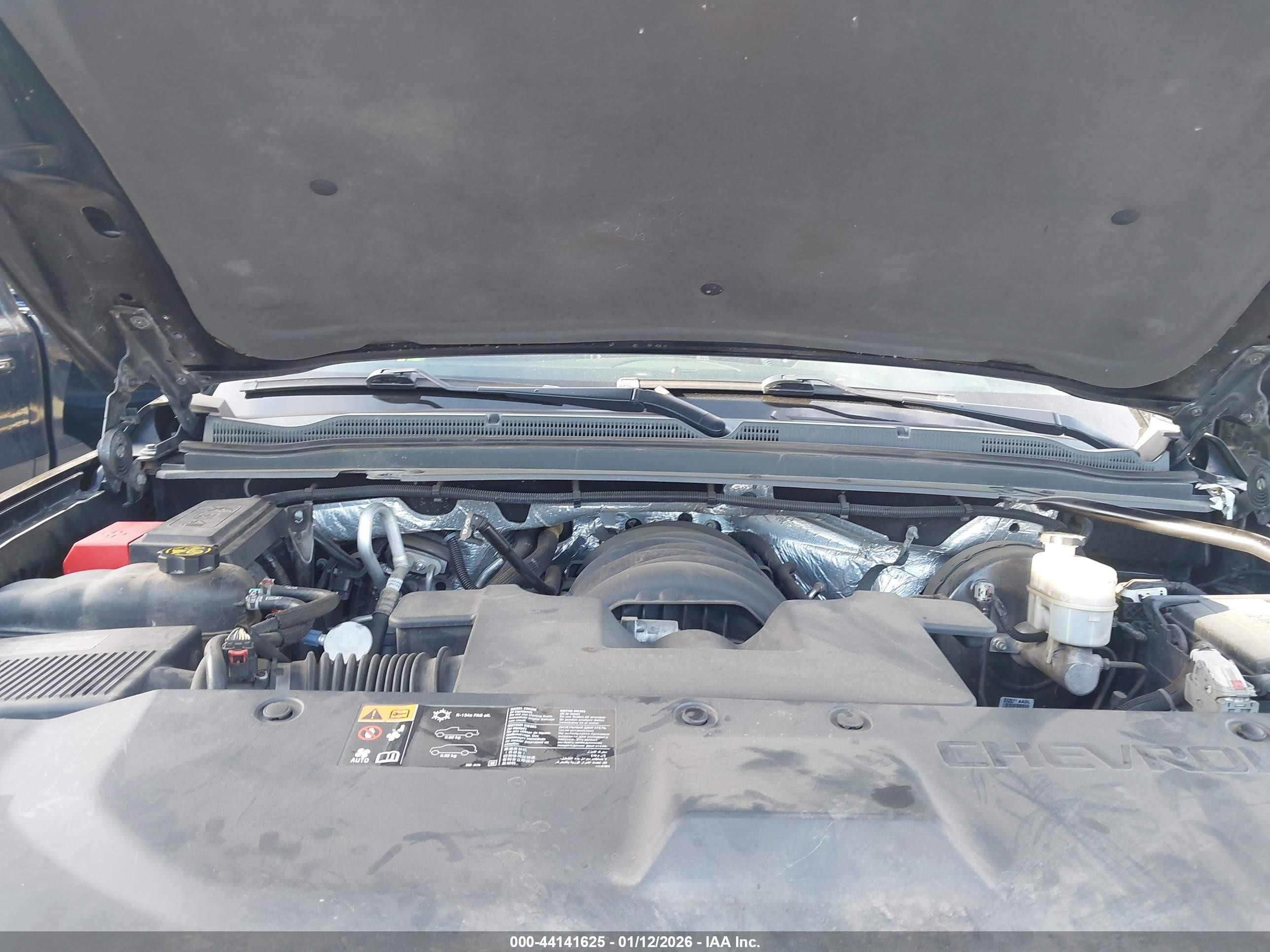 CHEVROLET TAHOE image 10