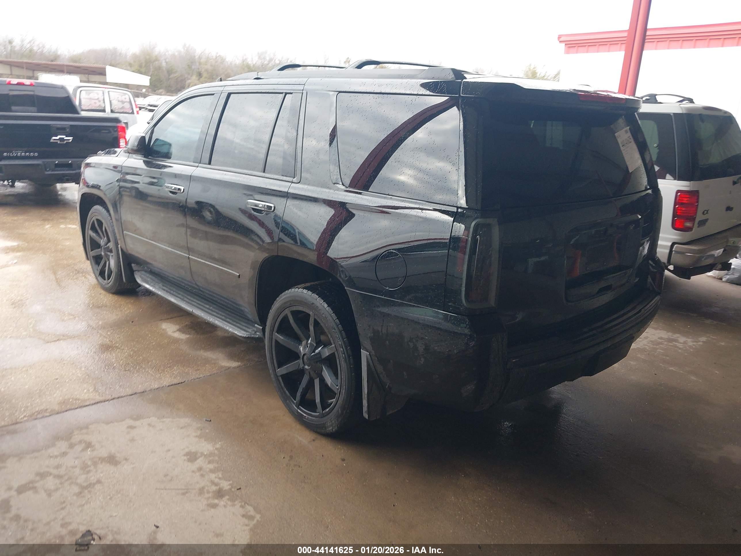 CHEVROLET TAHOE image 3