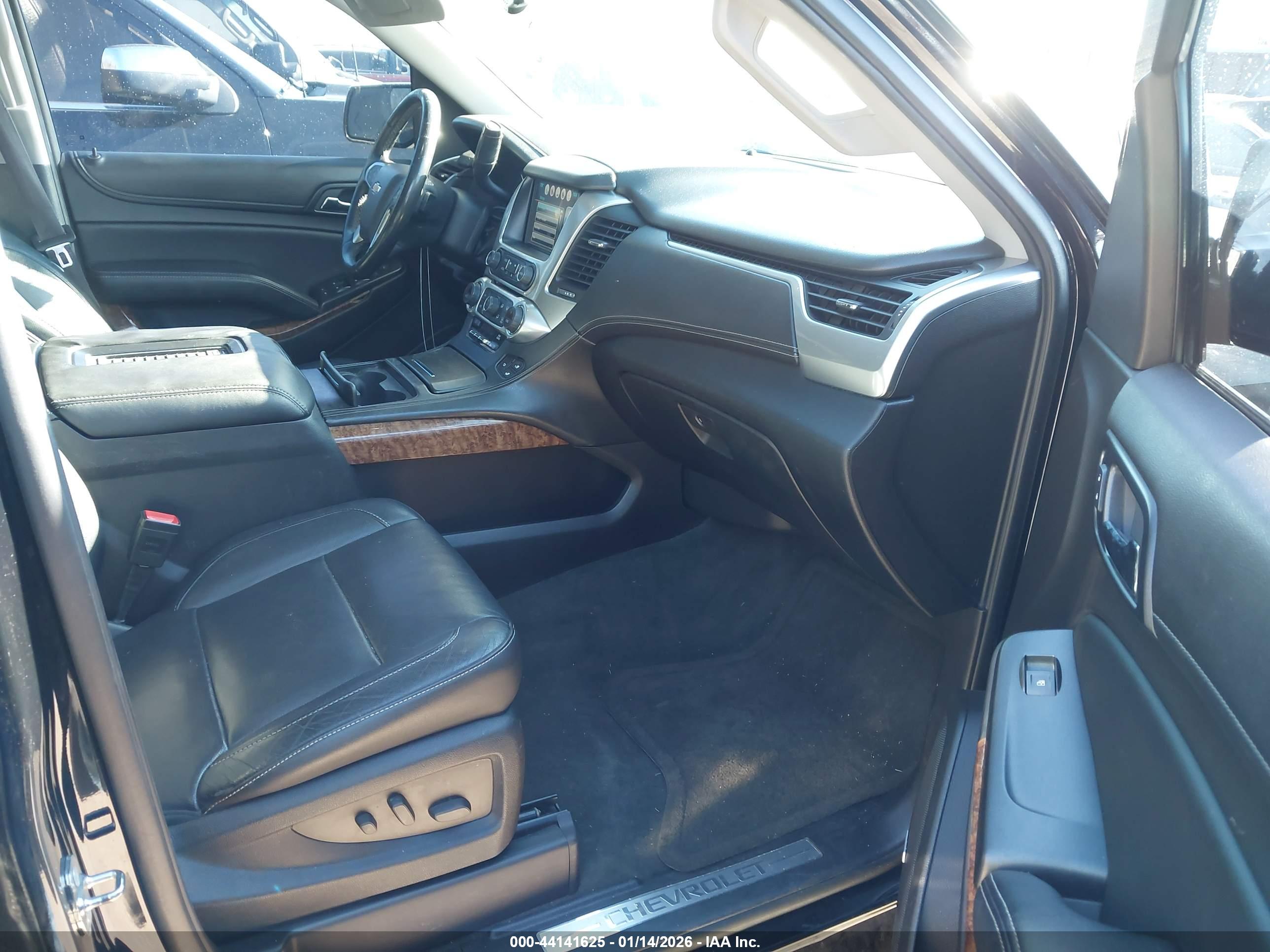 CHEVROLET TAHOE image 5