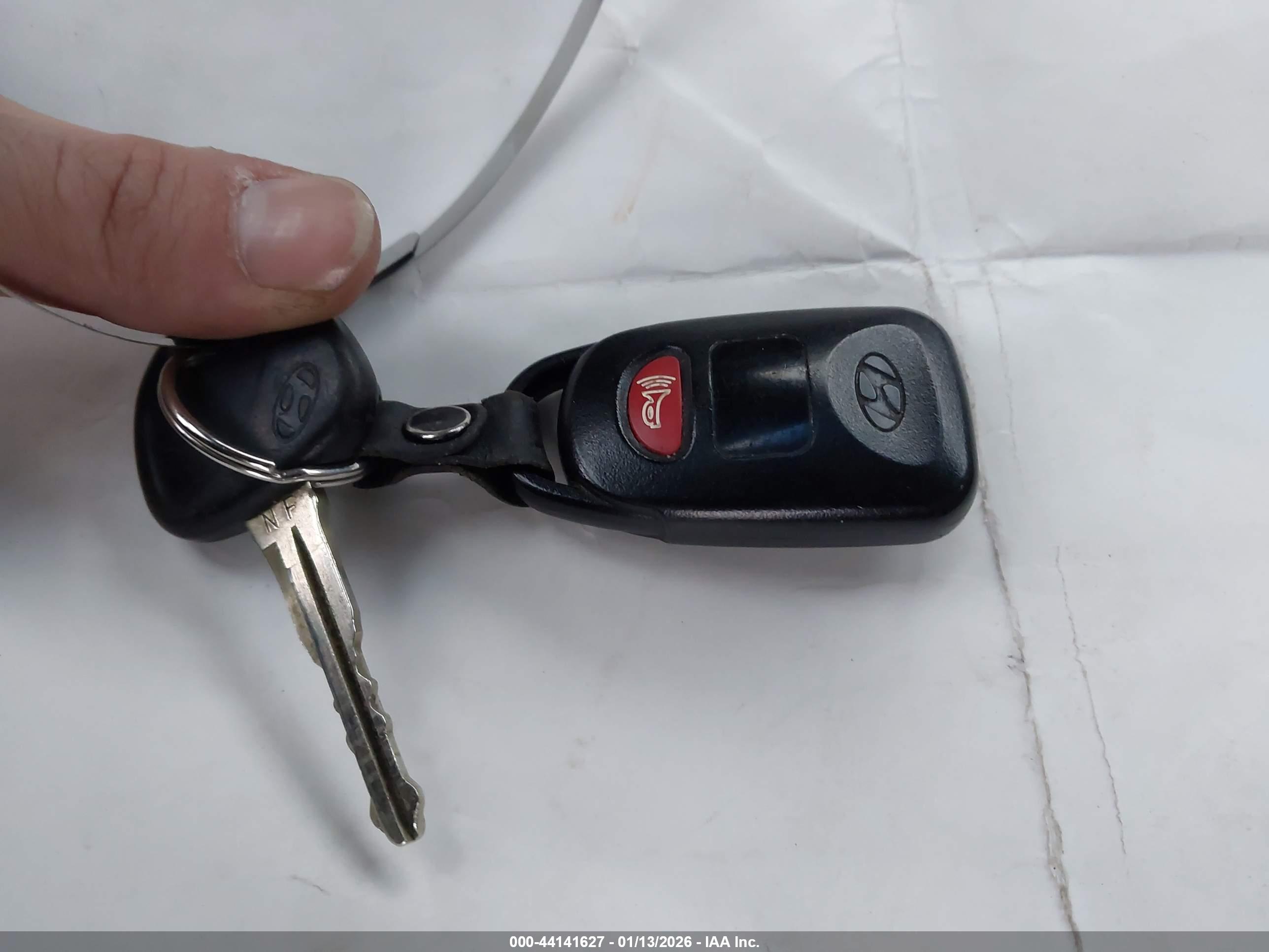 HYUNDAI SONATA image 11