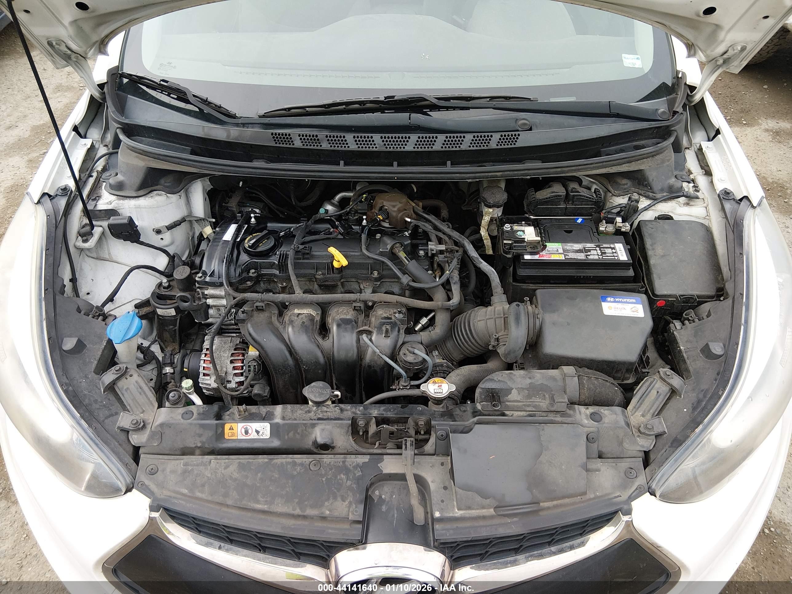 HYUNDAI ELANTRA image 10