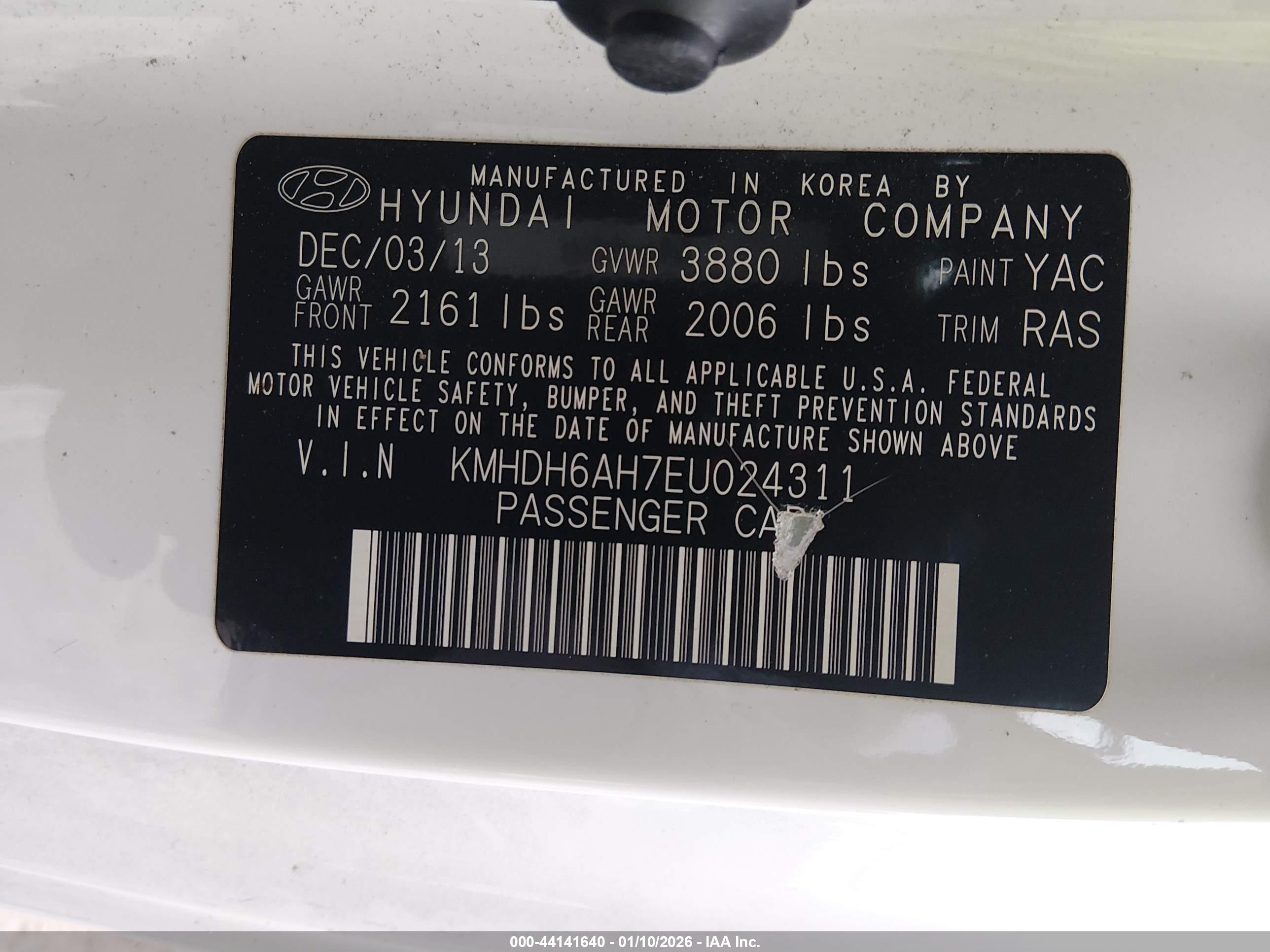 HYUNDAI ELANTRA image 9
