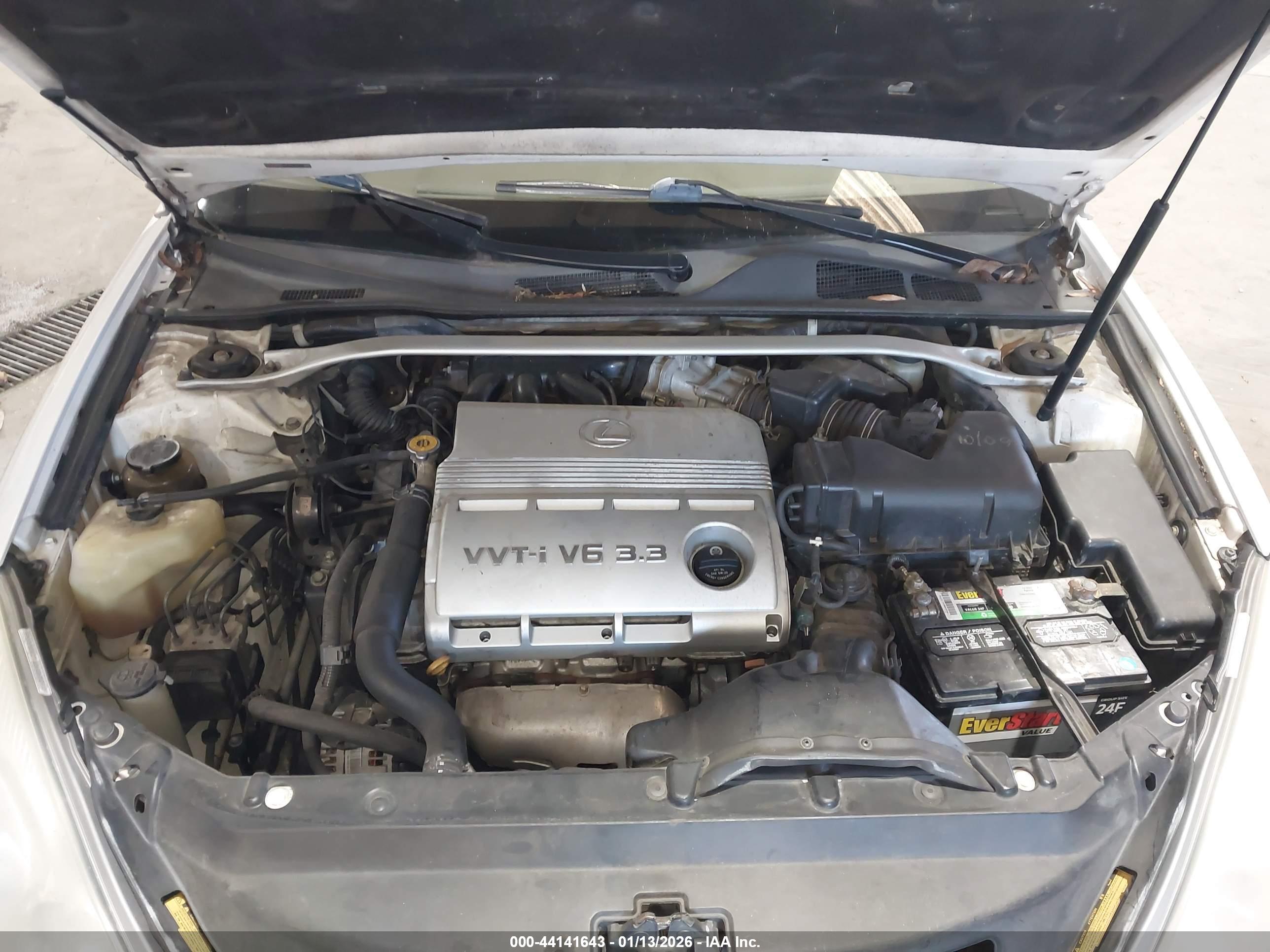 LEXUS ES image 10