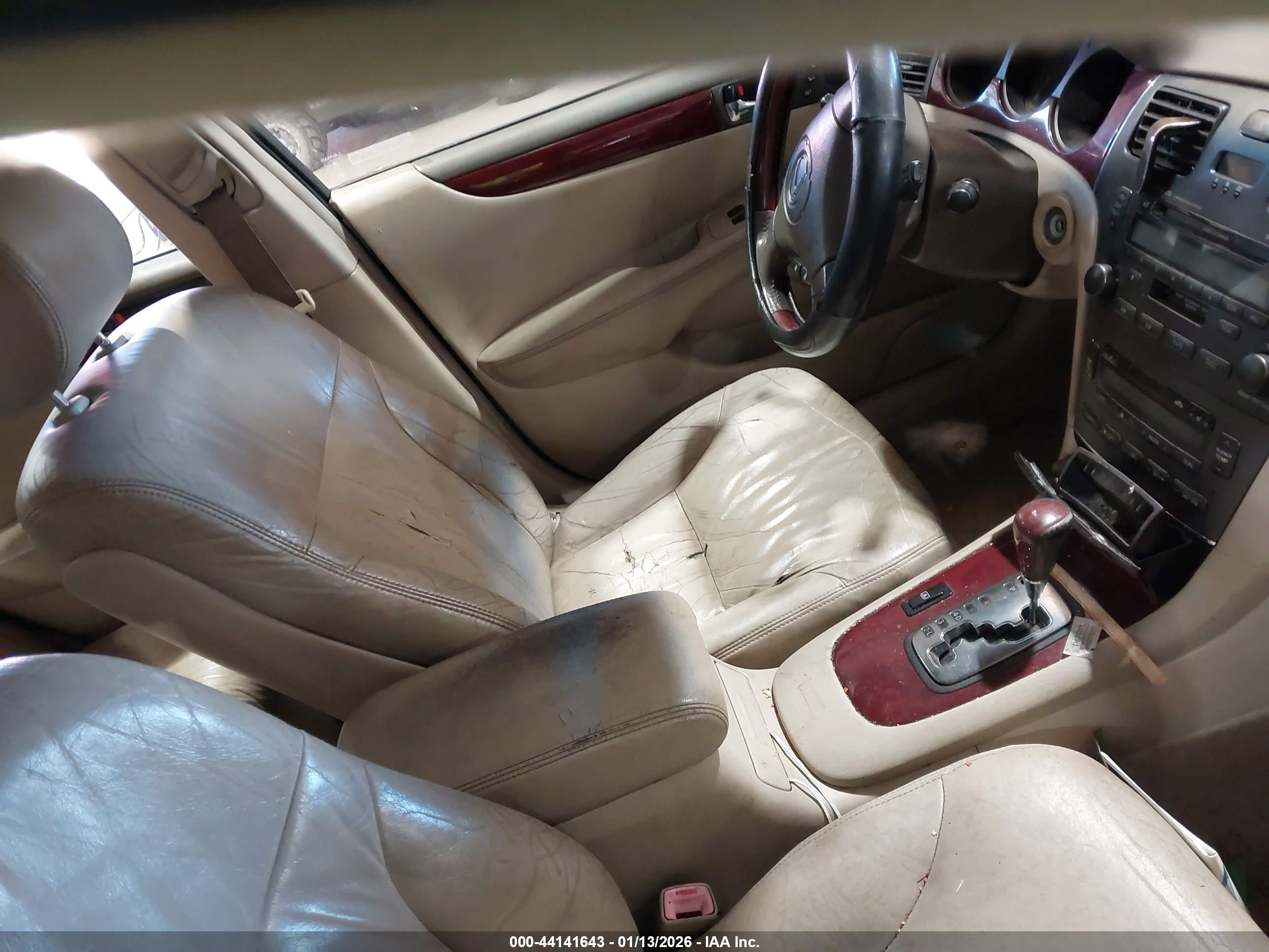 LEXUS ES image 5