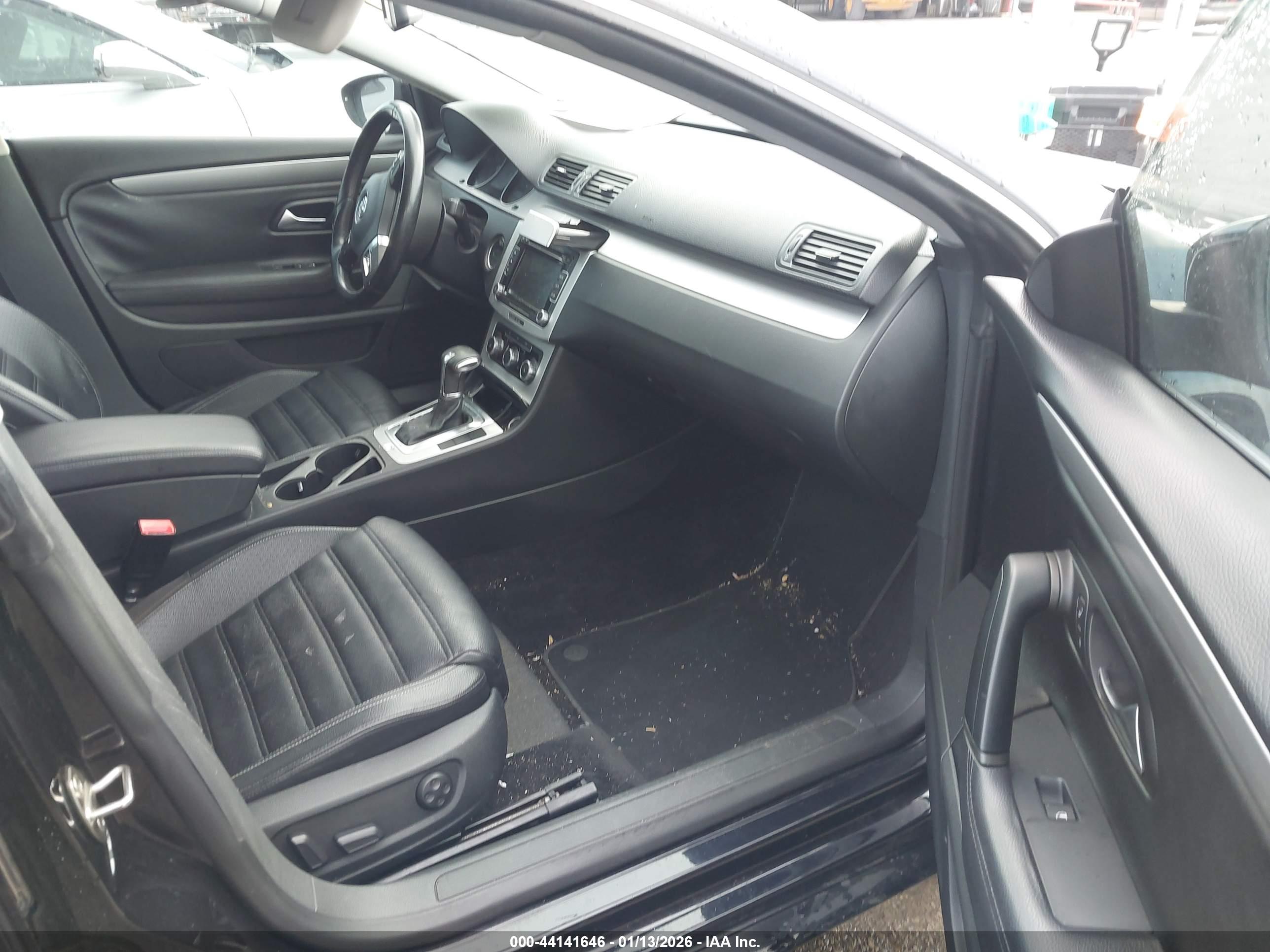 VOLKSWAGEN CC image 5