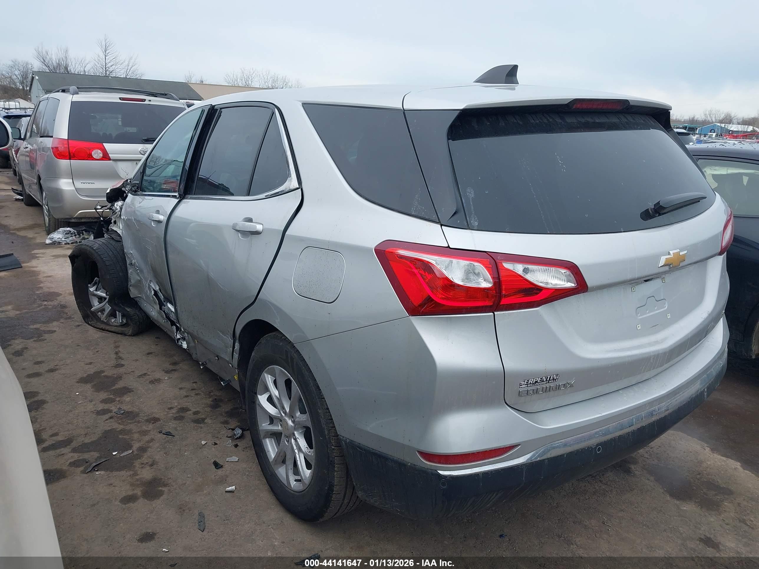 CHEVROLET EQUINOX image 3
