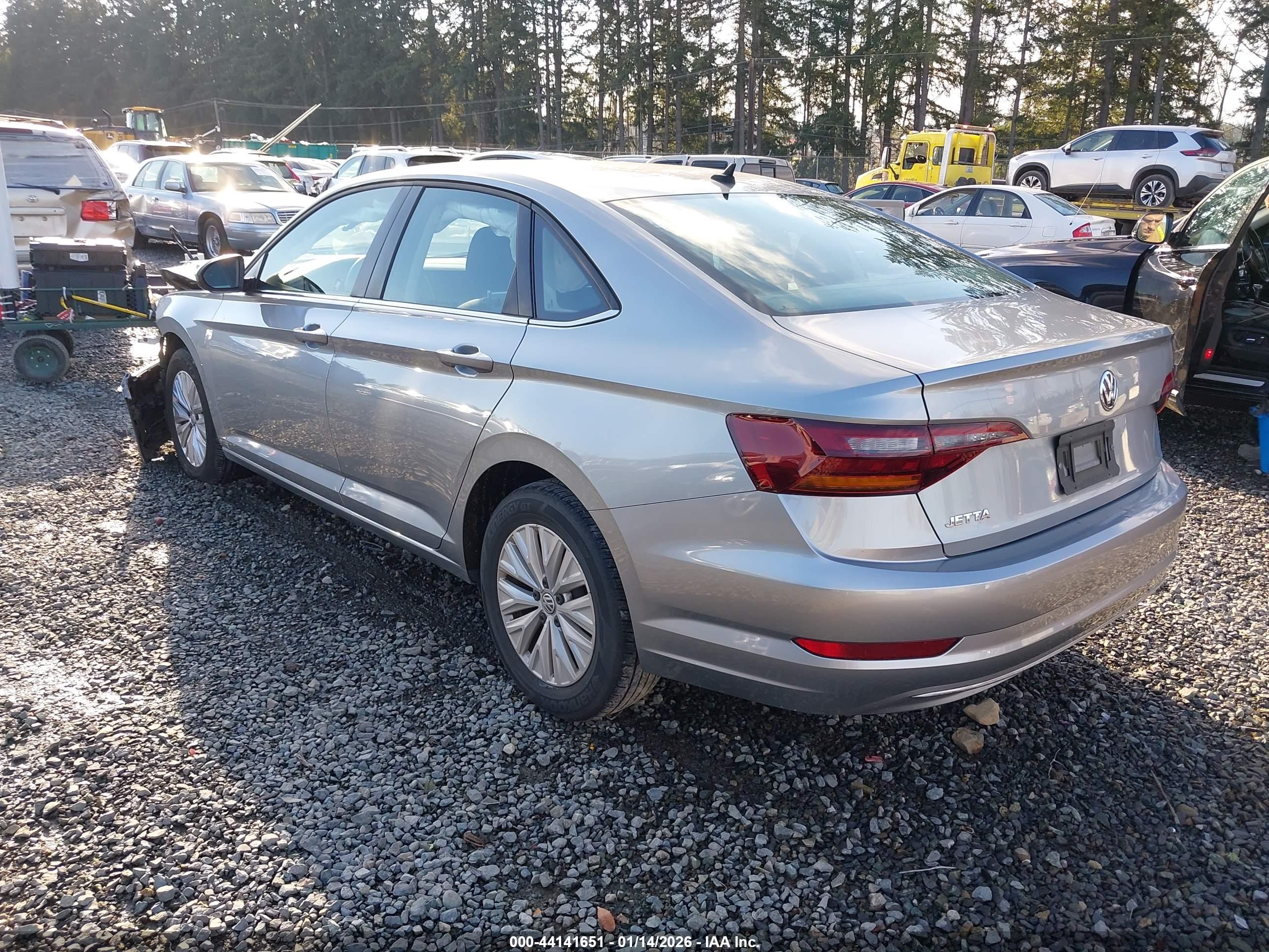 VOLKSWAGEN JETTA image 3