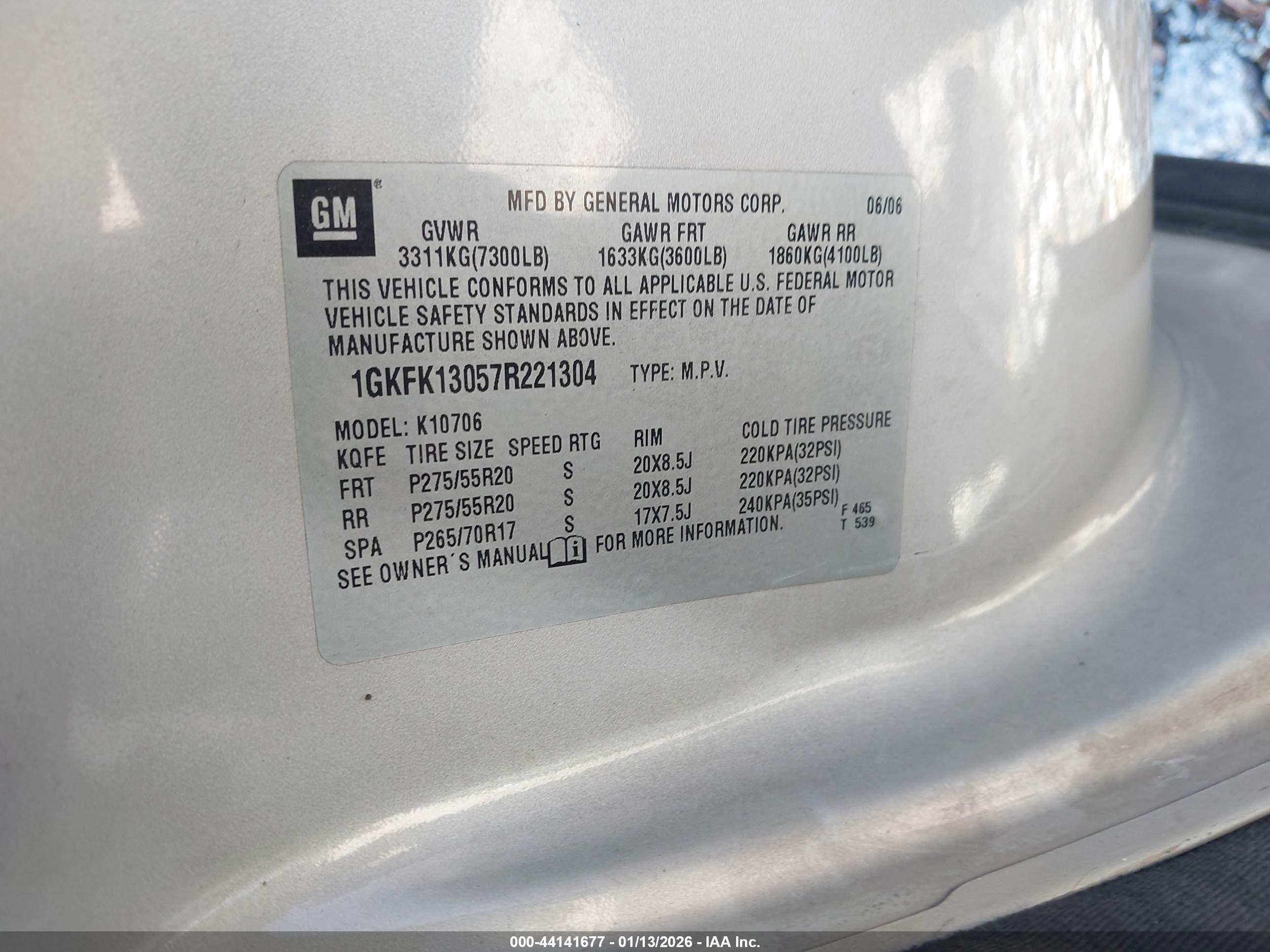 GMC YUKON image 9
