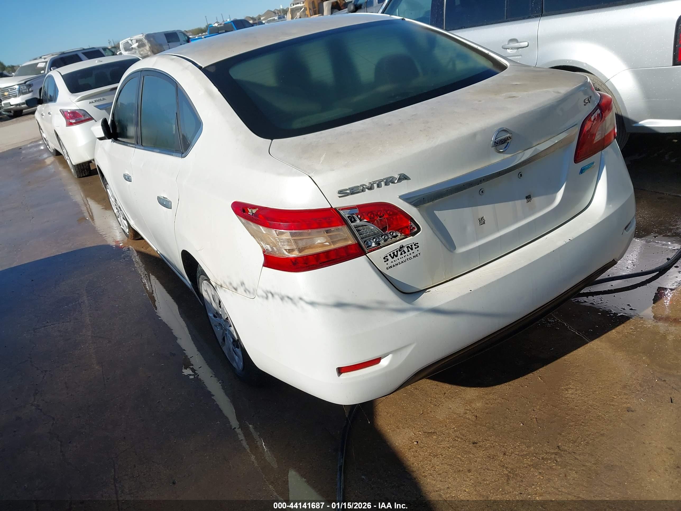 NISSAN SENTRA image 3