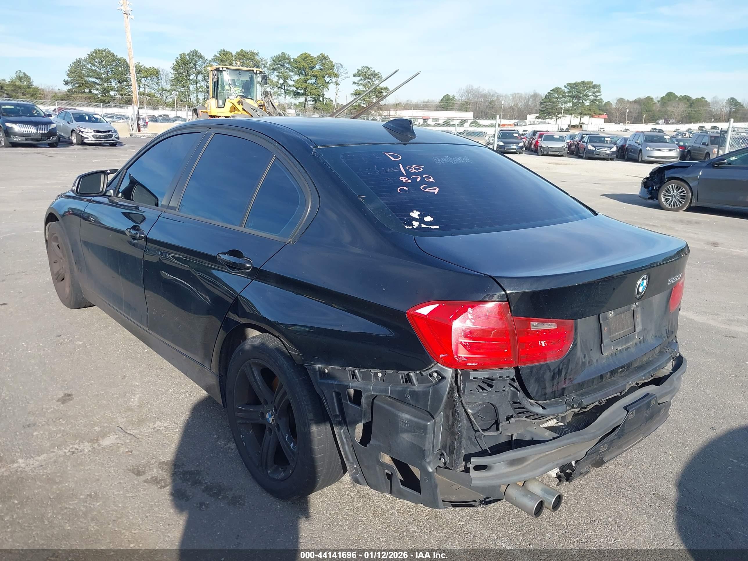 BMW 328I image 3