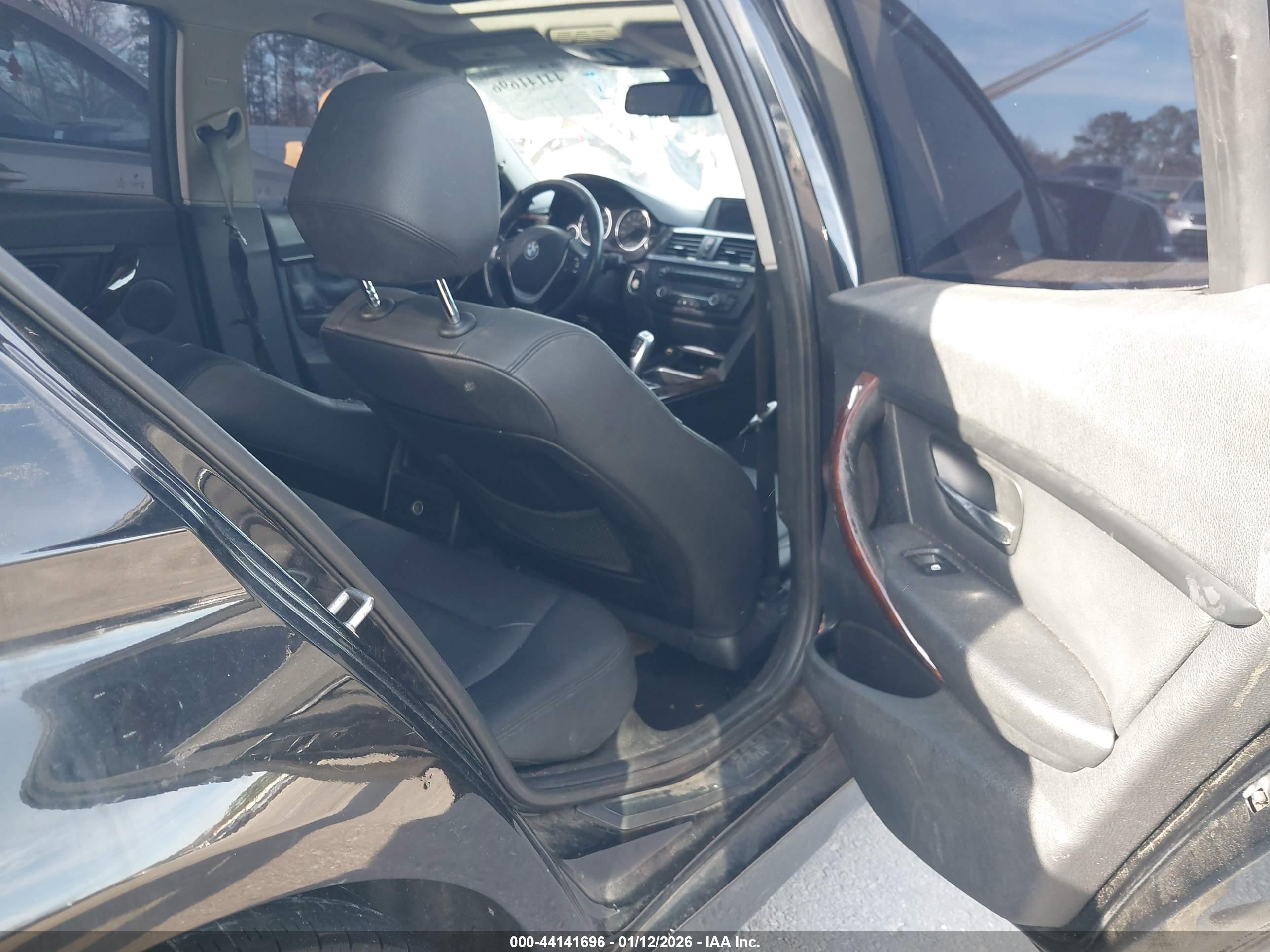 BMW 328I image 8