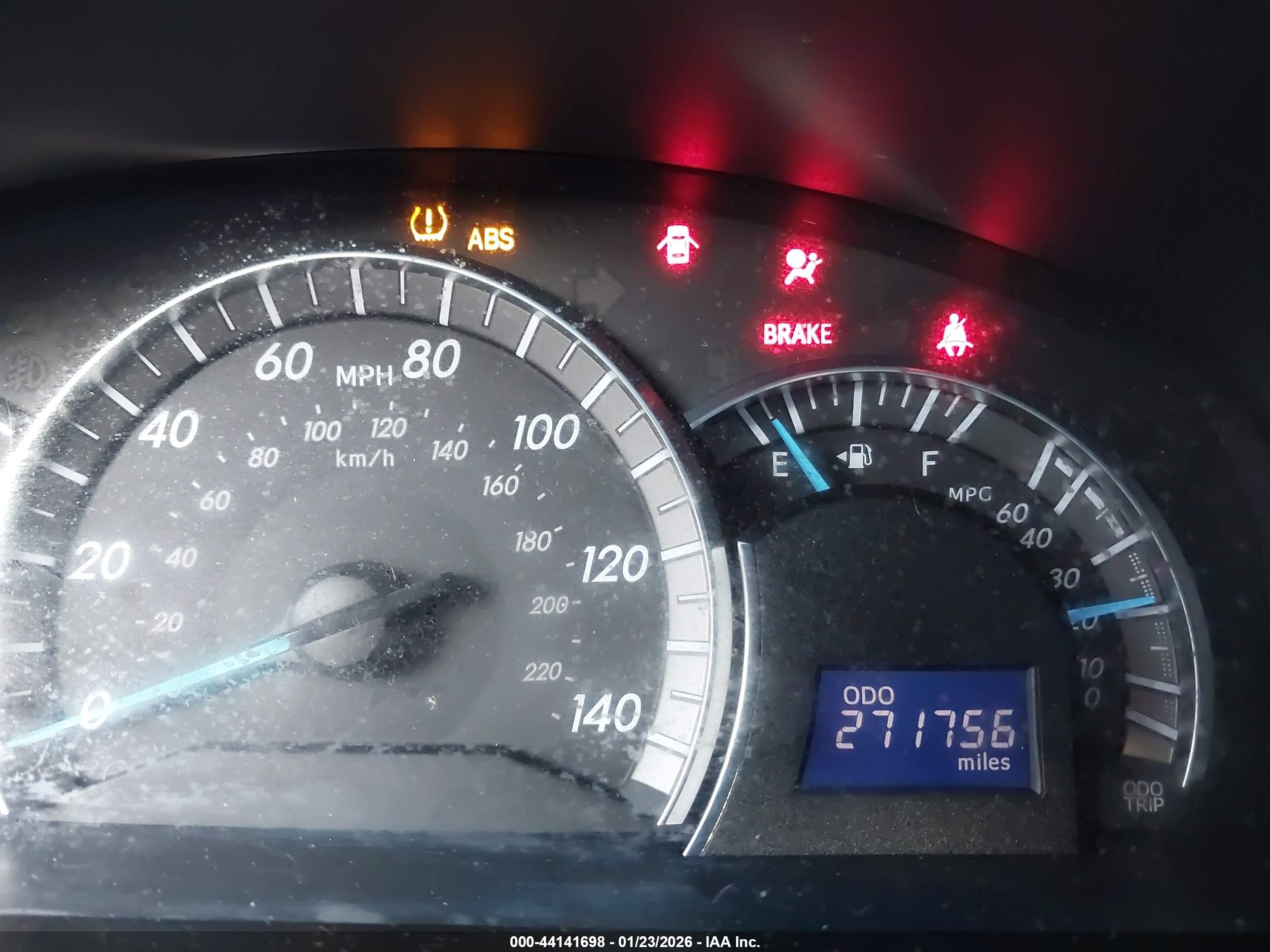 TOYOTA CAMRY image 7