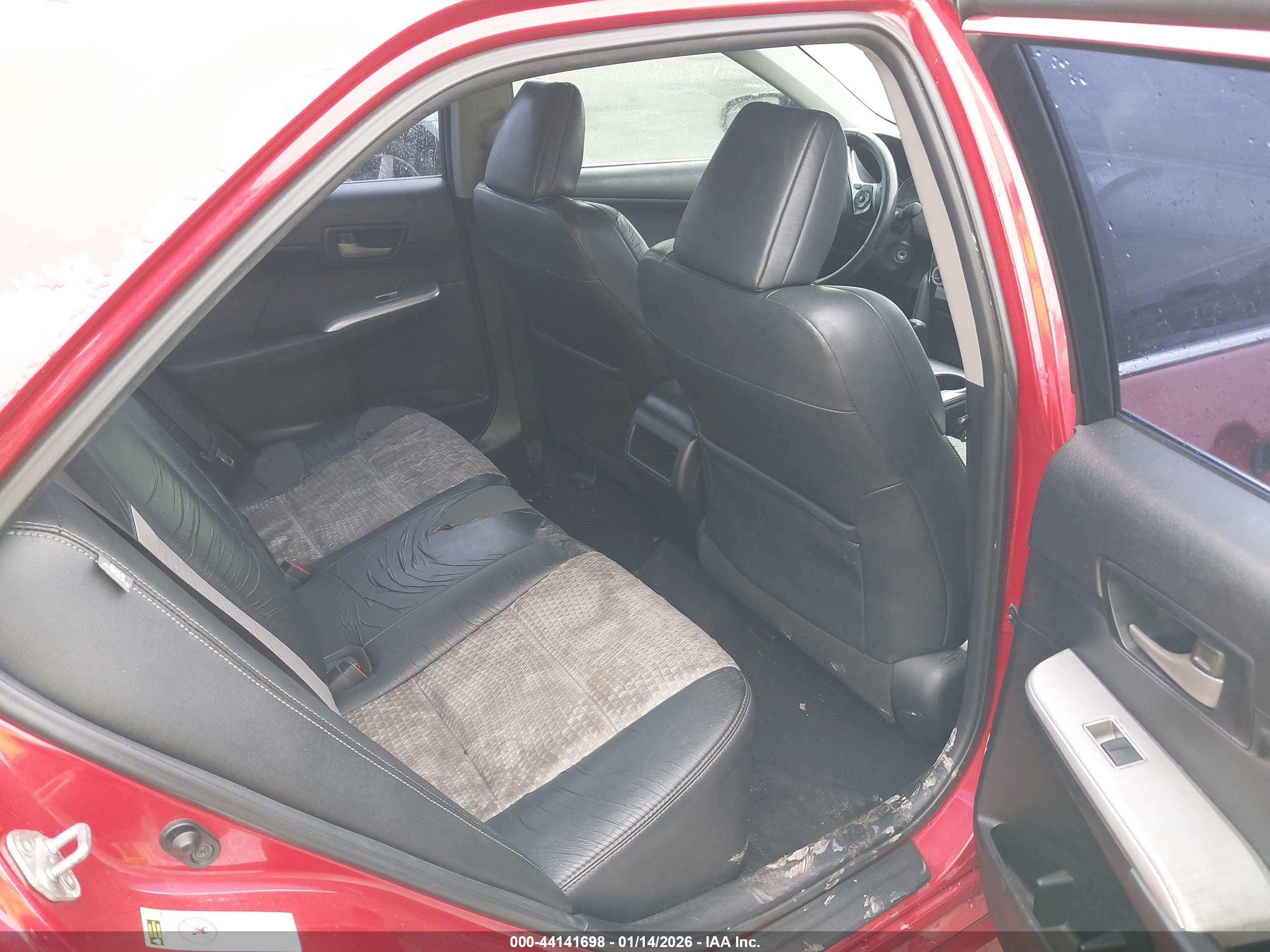 TOYOTA CAMRY image 8