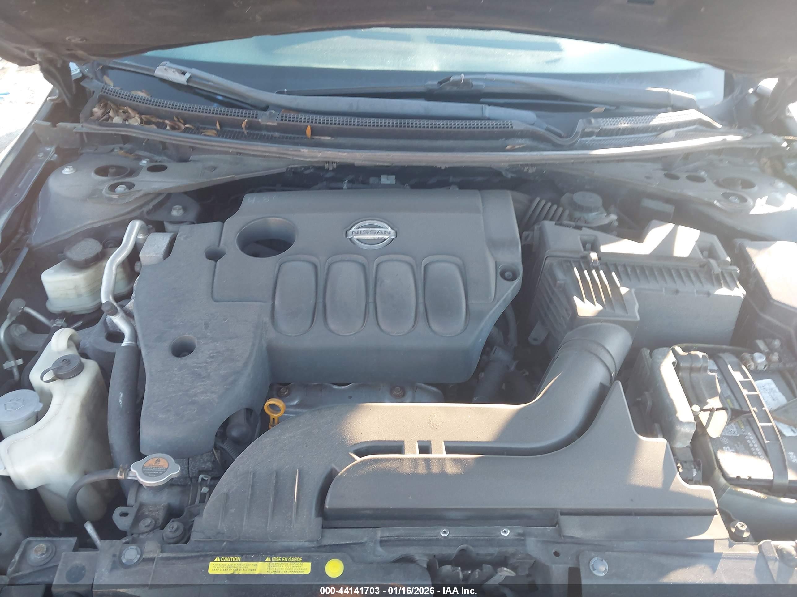 NISSAN ALTIMA image 10
