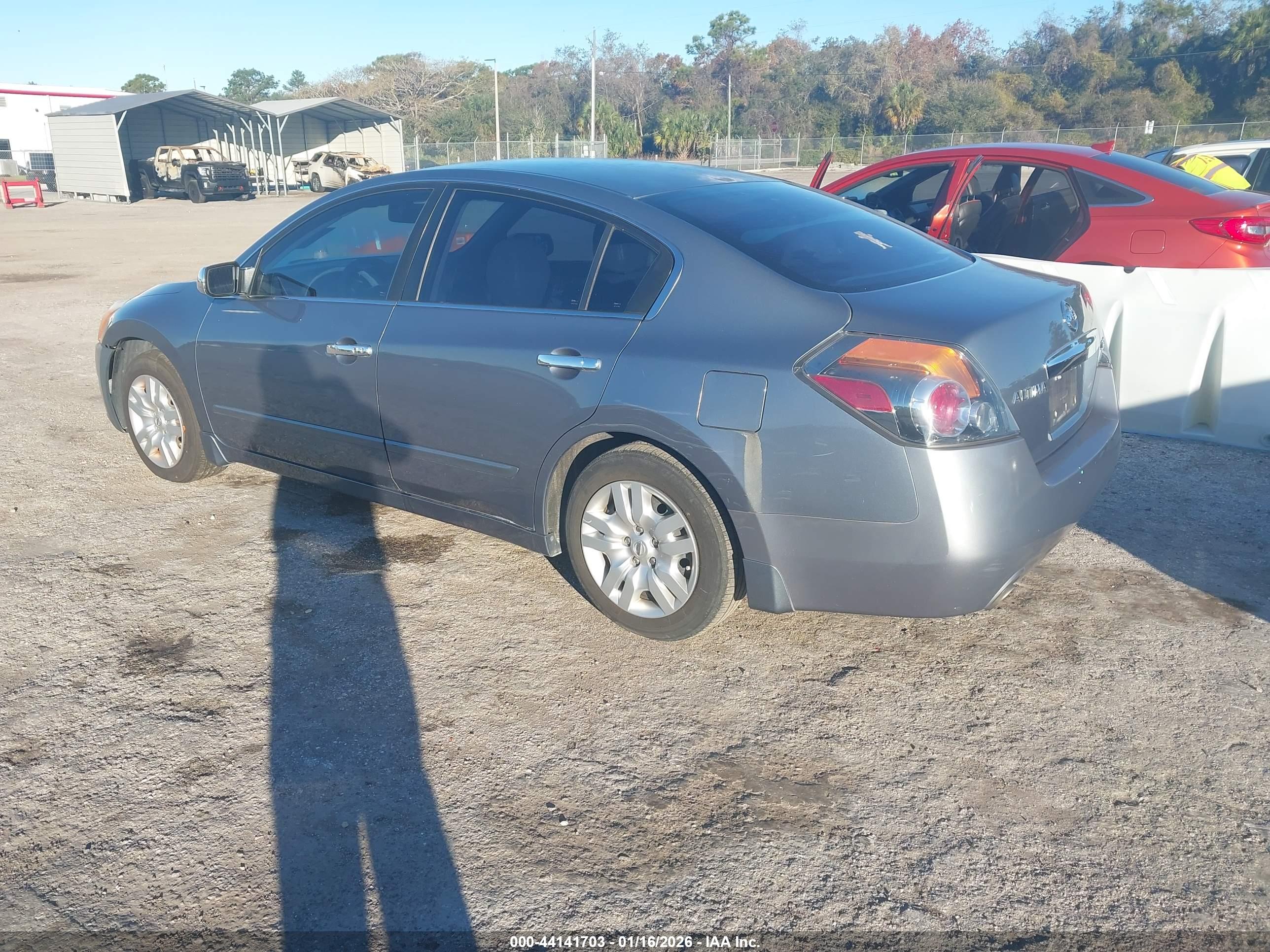 NISSAN ALTIMA image 3
