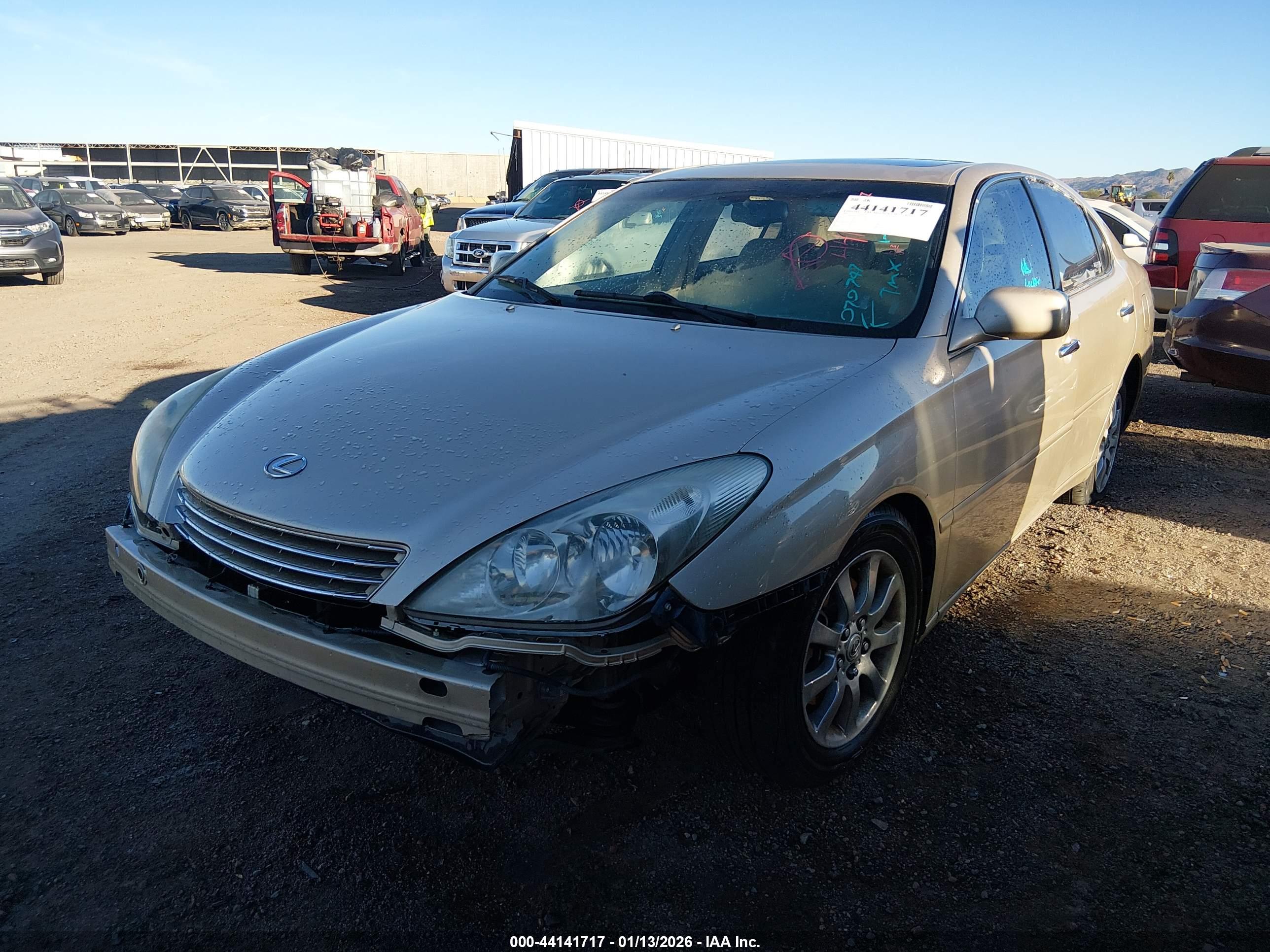 LEXUS ES image 2