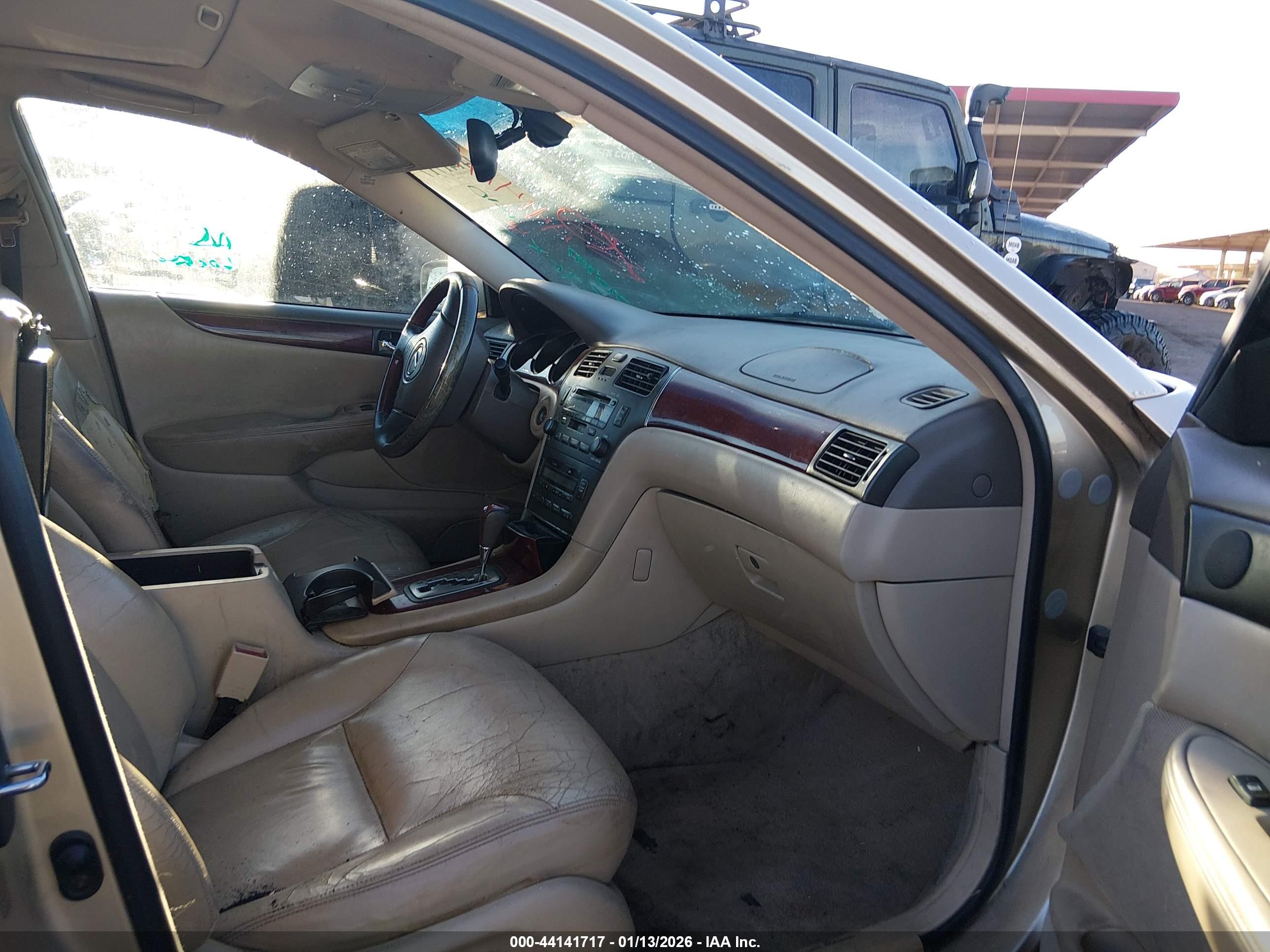 LEXUS ES image 5