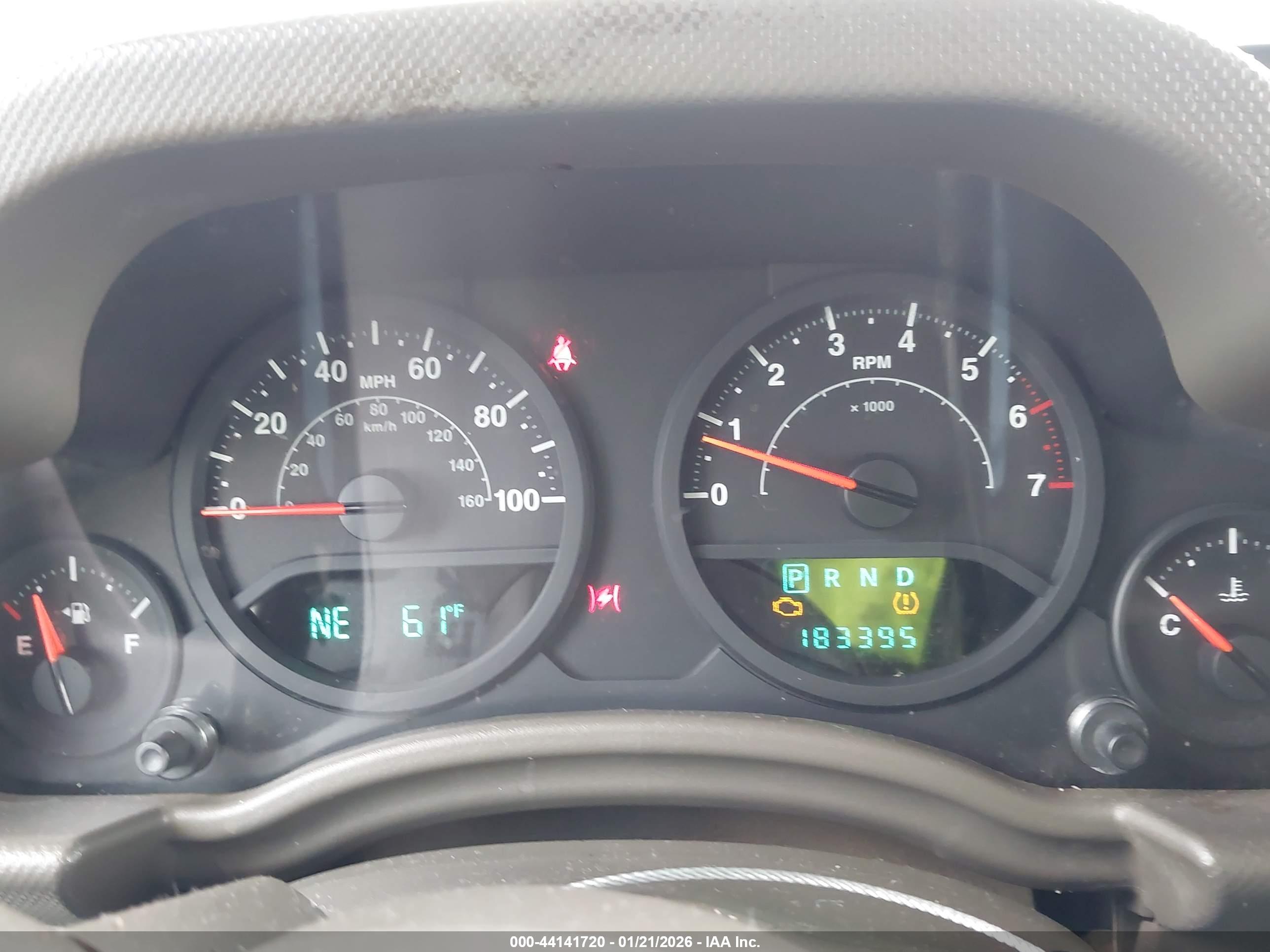JEEP WRANGLER image 7