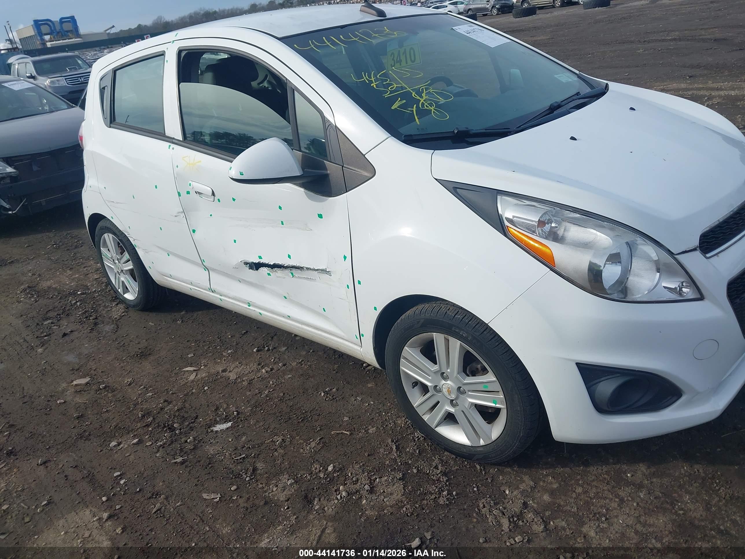 CHEVROLET SPARK image 6