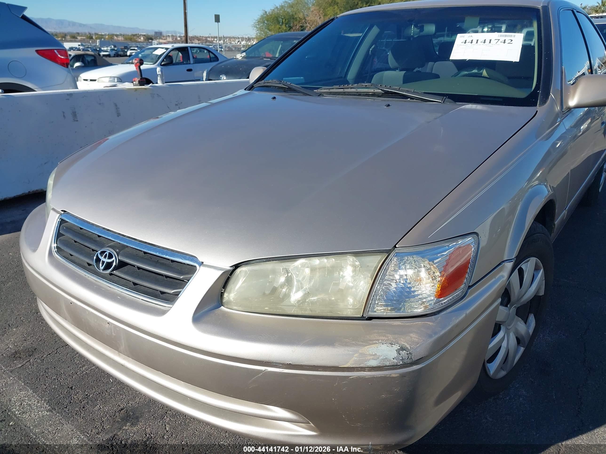 TOYOTA CAMRY image 6