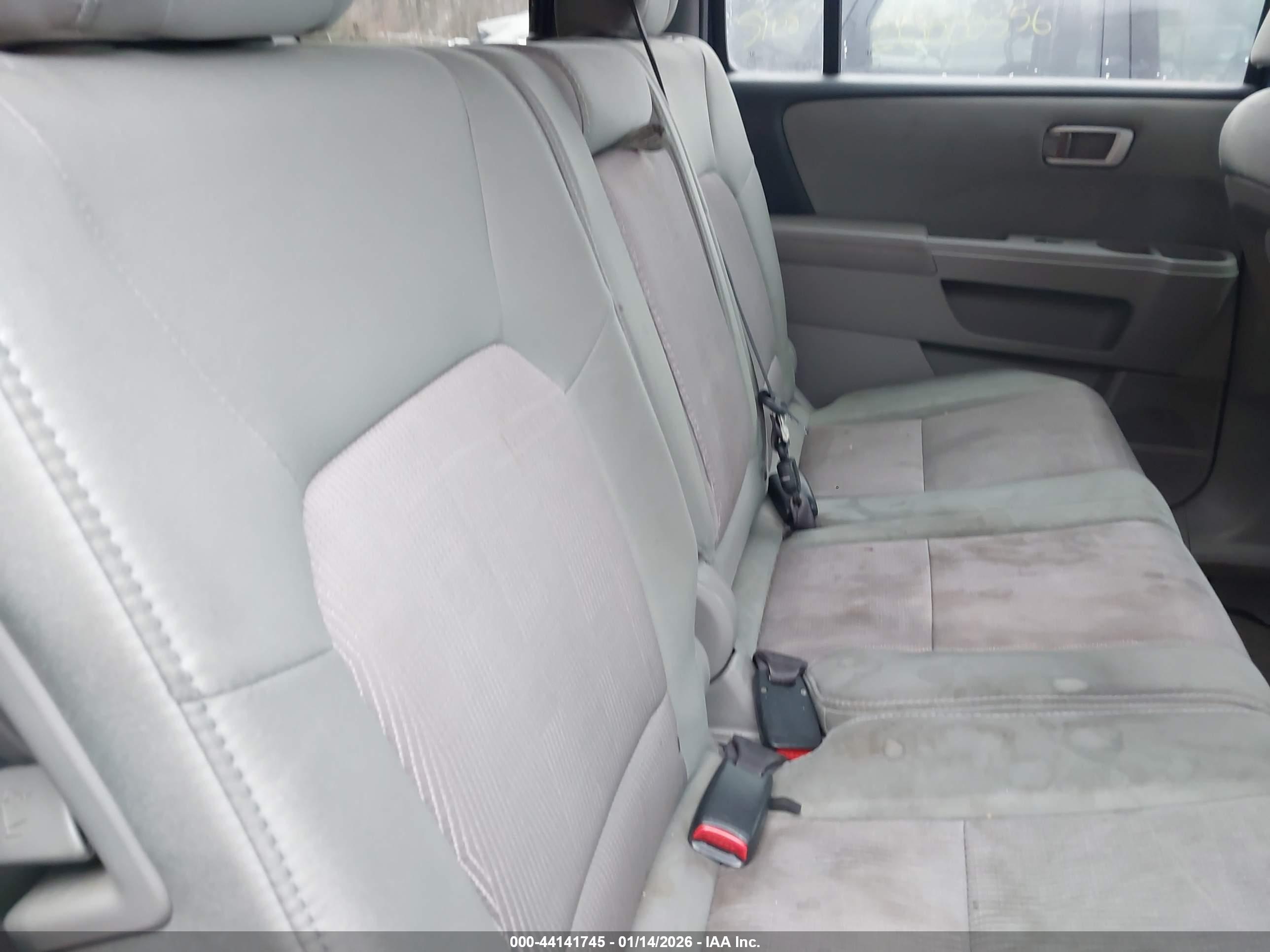 HONDA PILOT image 8
