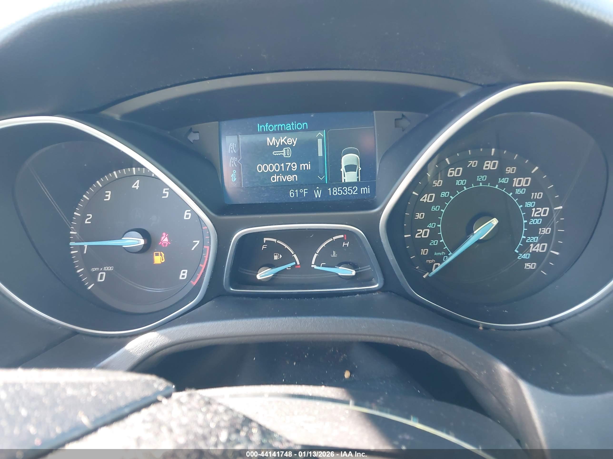 FORD FOCUS image 7