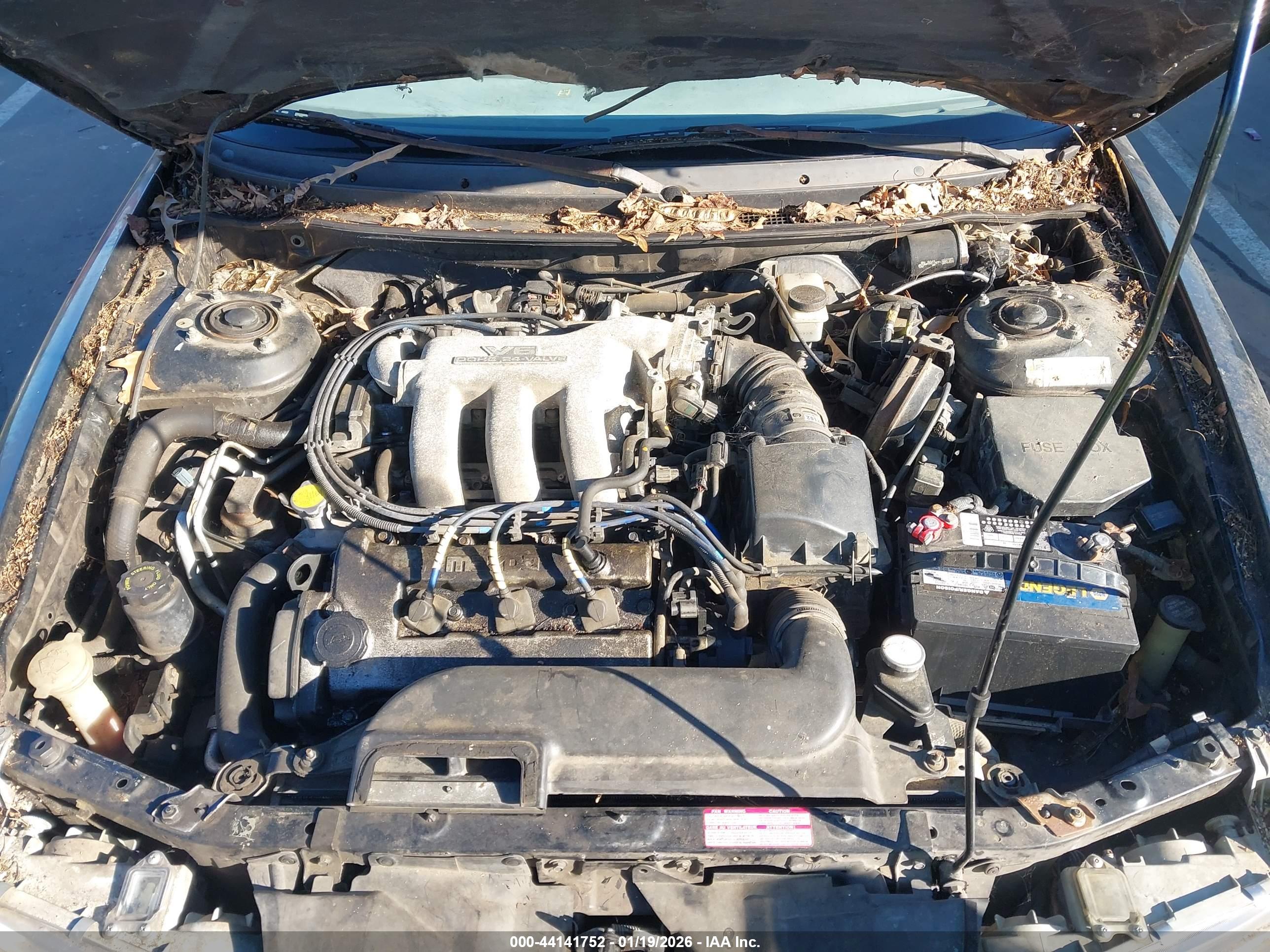 MAZDA 626 image 10