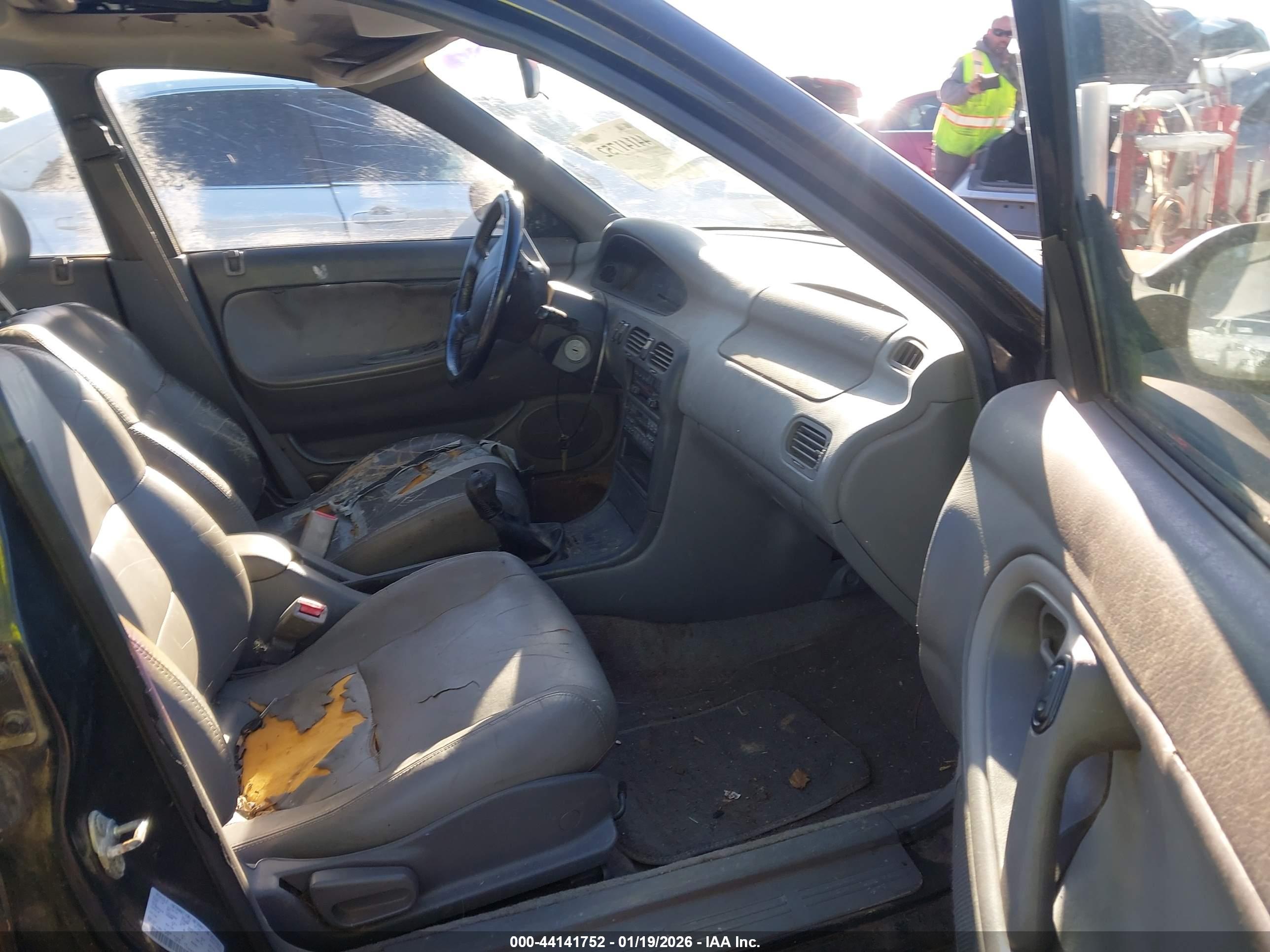 MAZDA 626 image 5