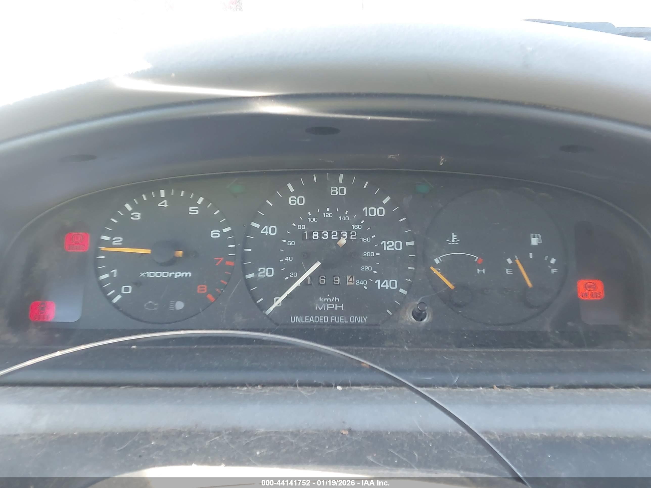 MAZDA 626 image 7