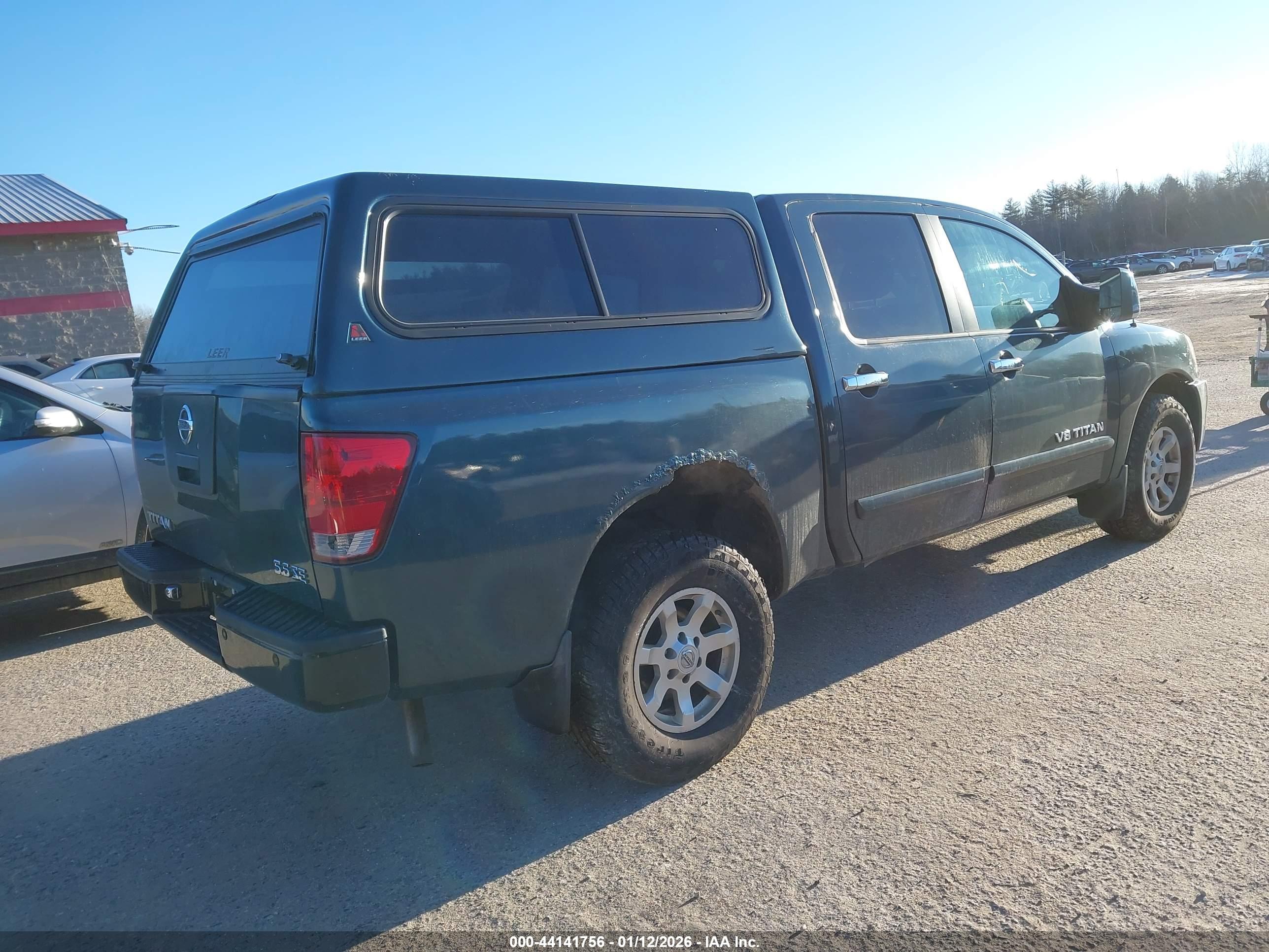 NISSAN TITAN image 4