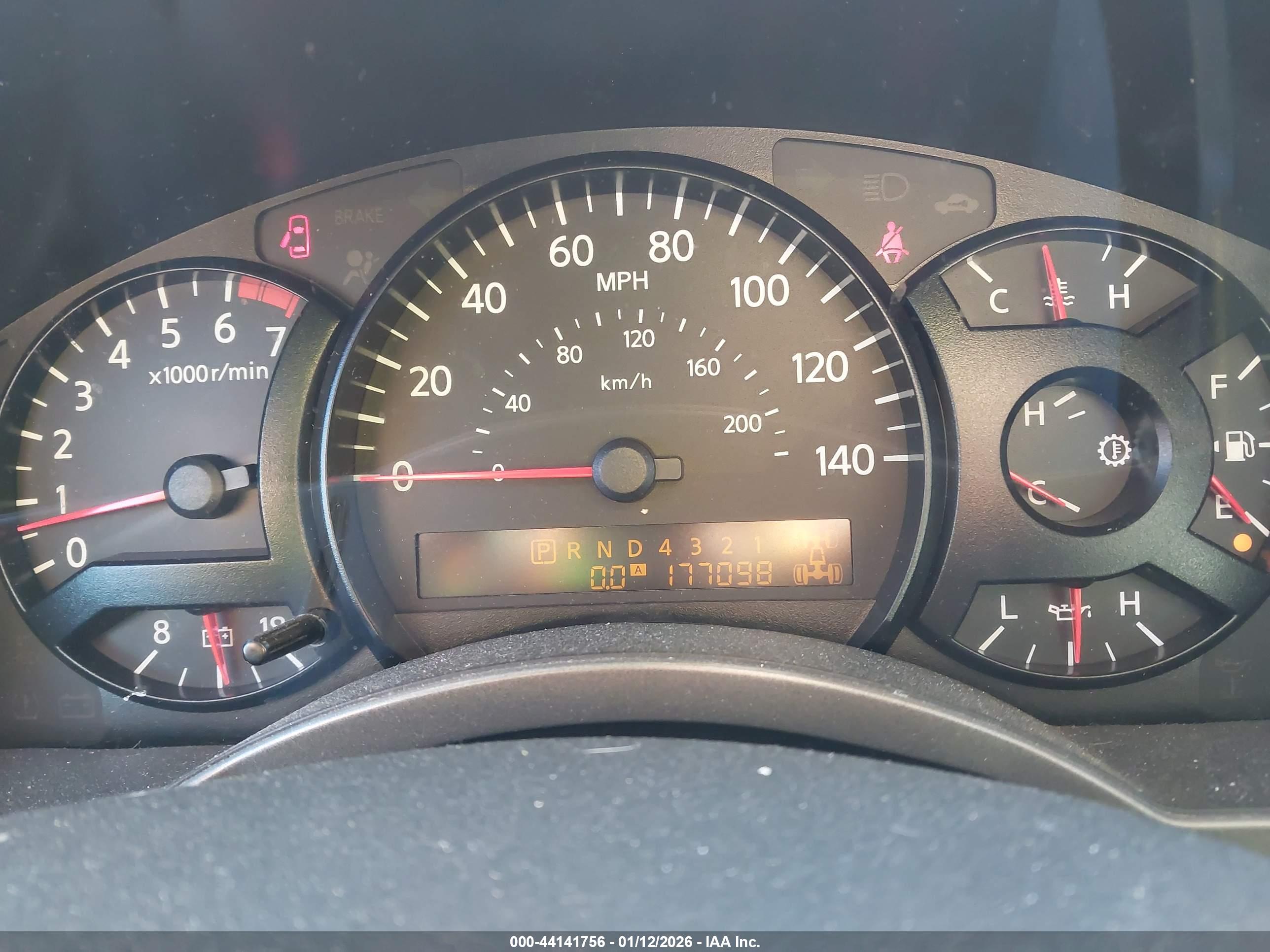 NISSAN TITAN image 7