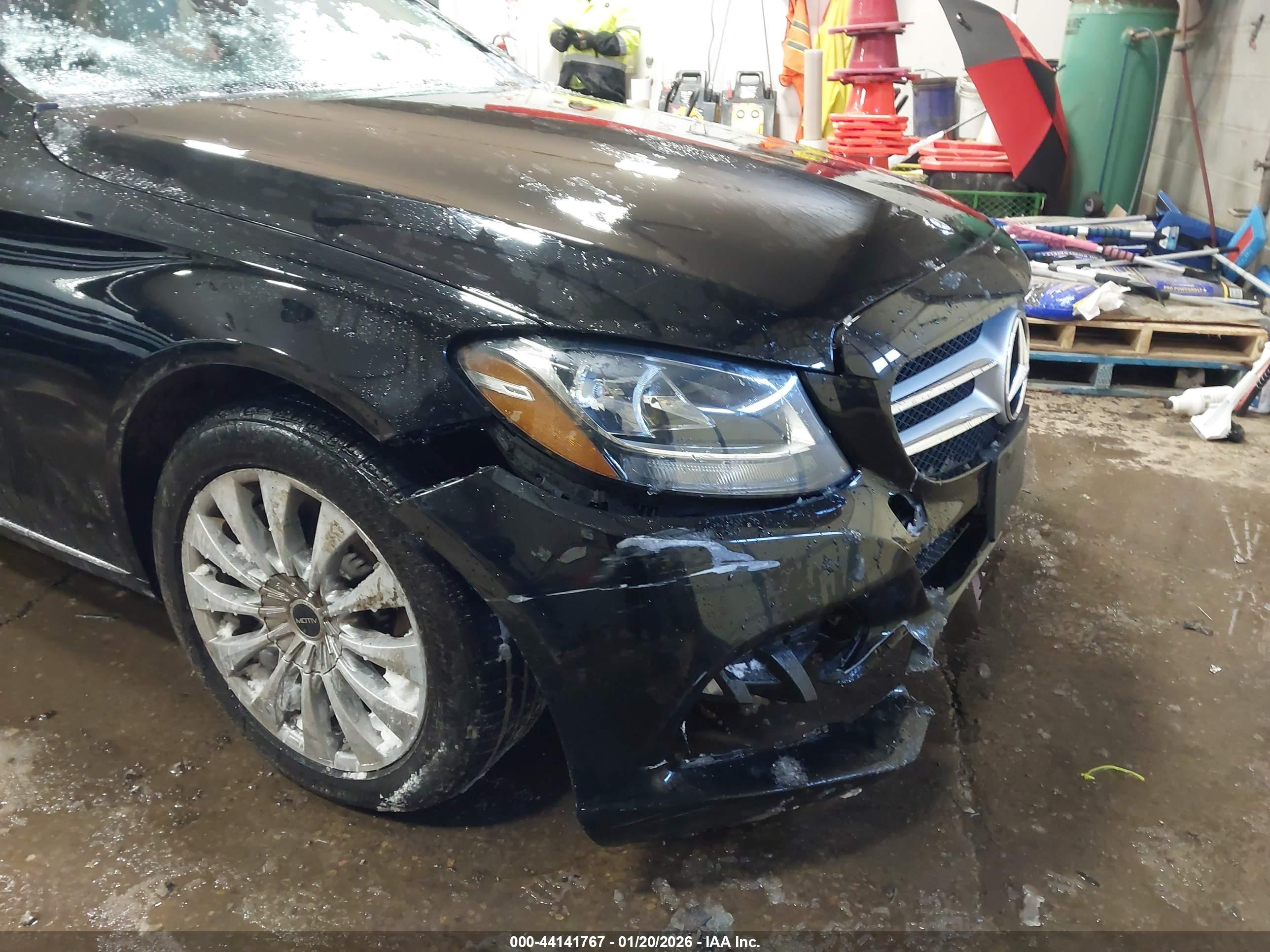 MERCEDES-BENZ C image 6