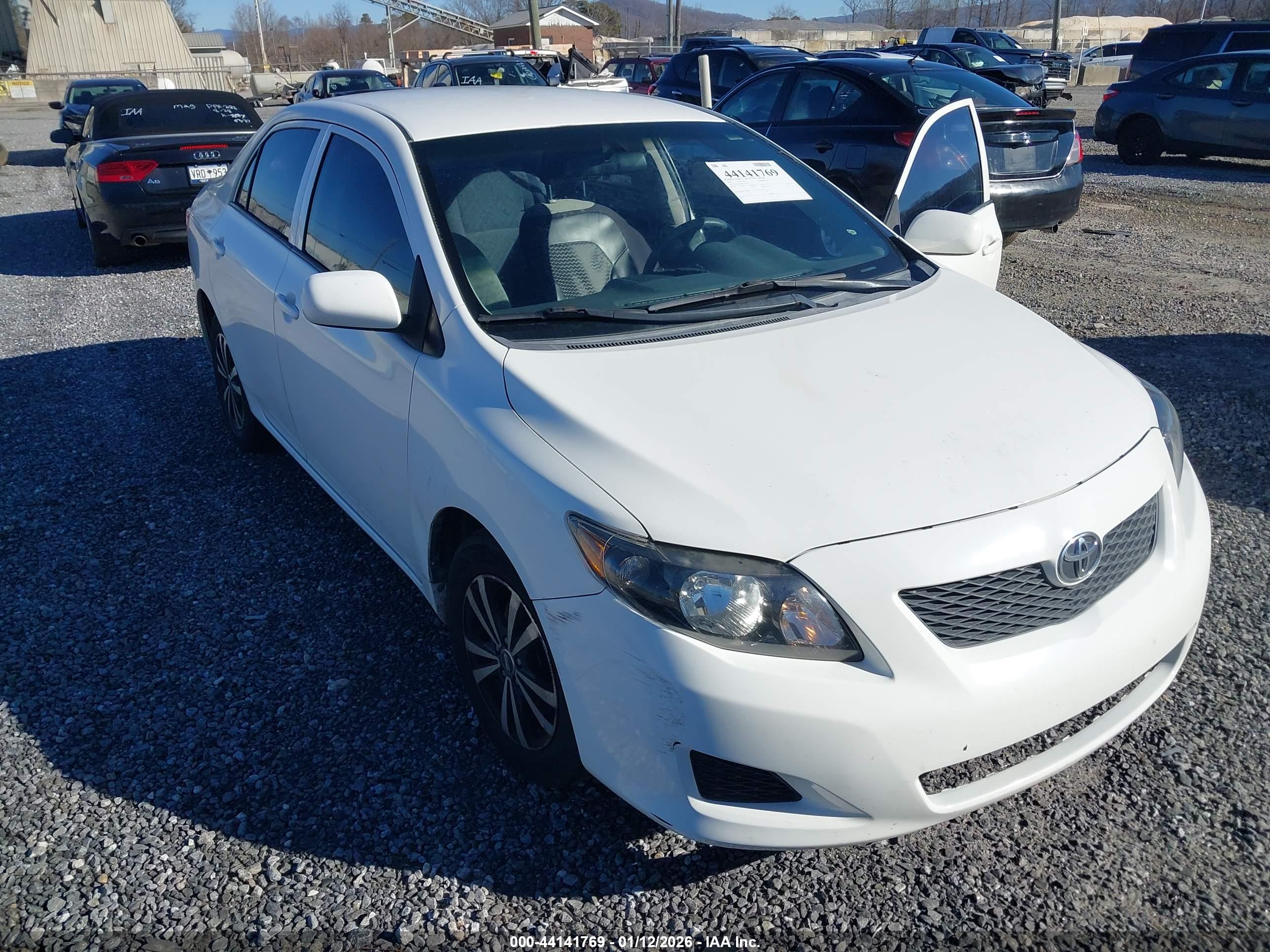 TOYOTA COROLLA image 6