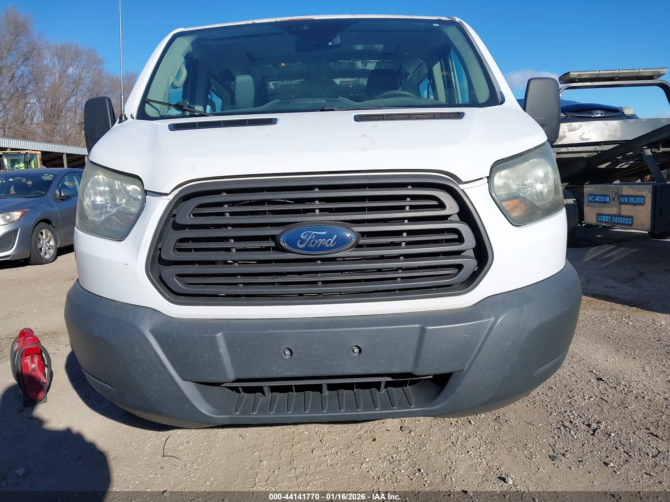 FORD TRANSIT-150 image 6