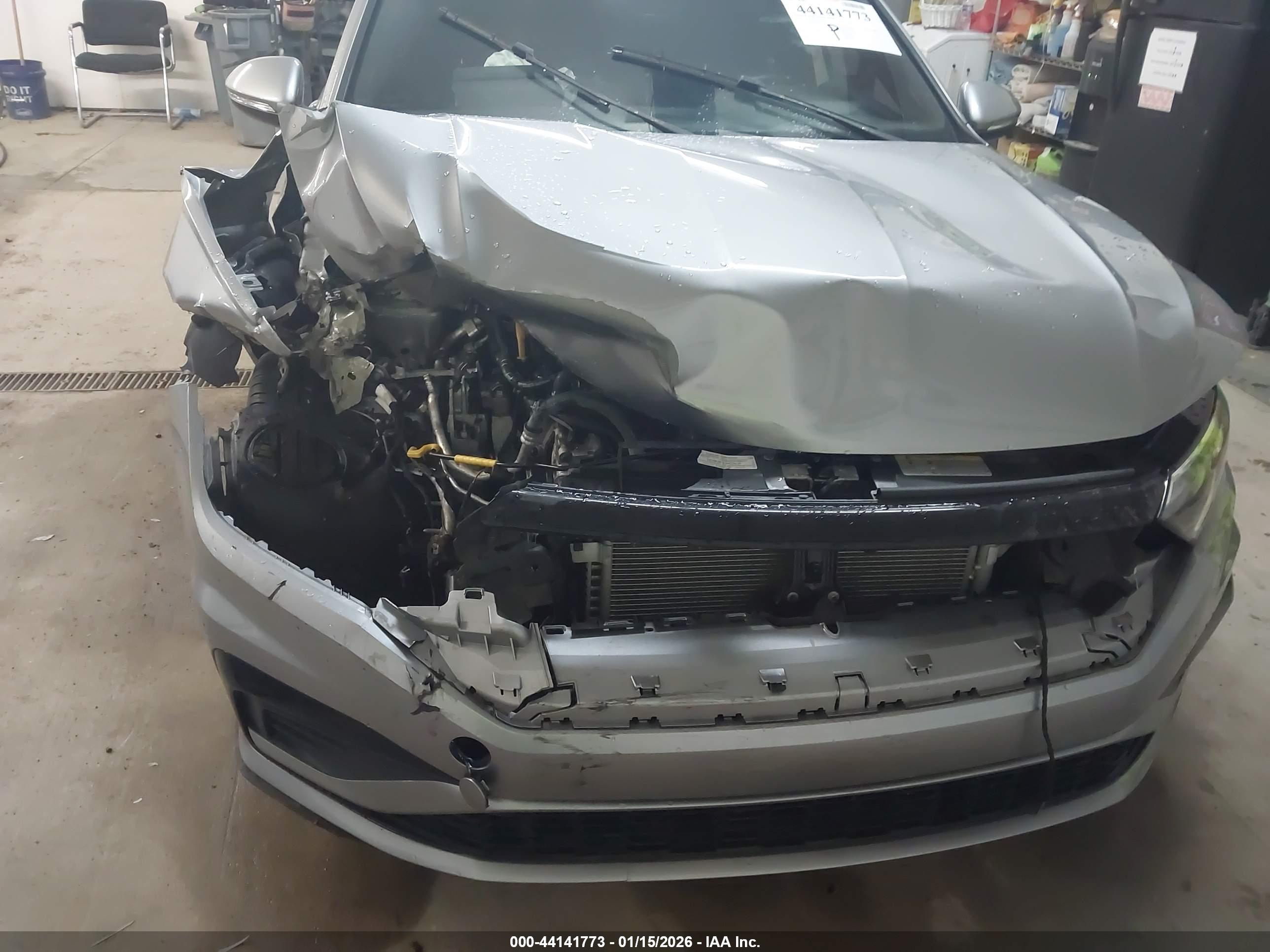 VOLKSWAGEN JETTA image 6
