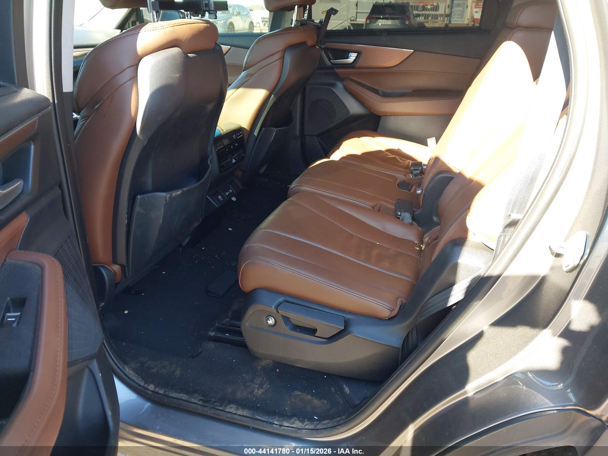 ACURA MDX image 8