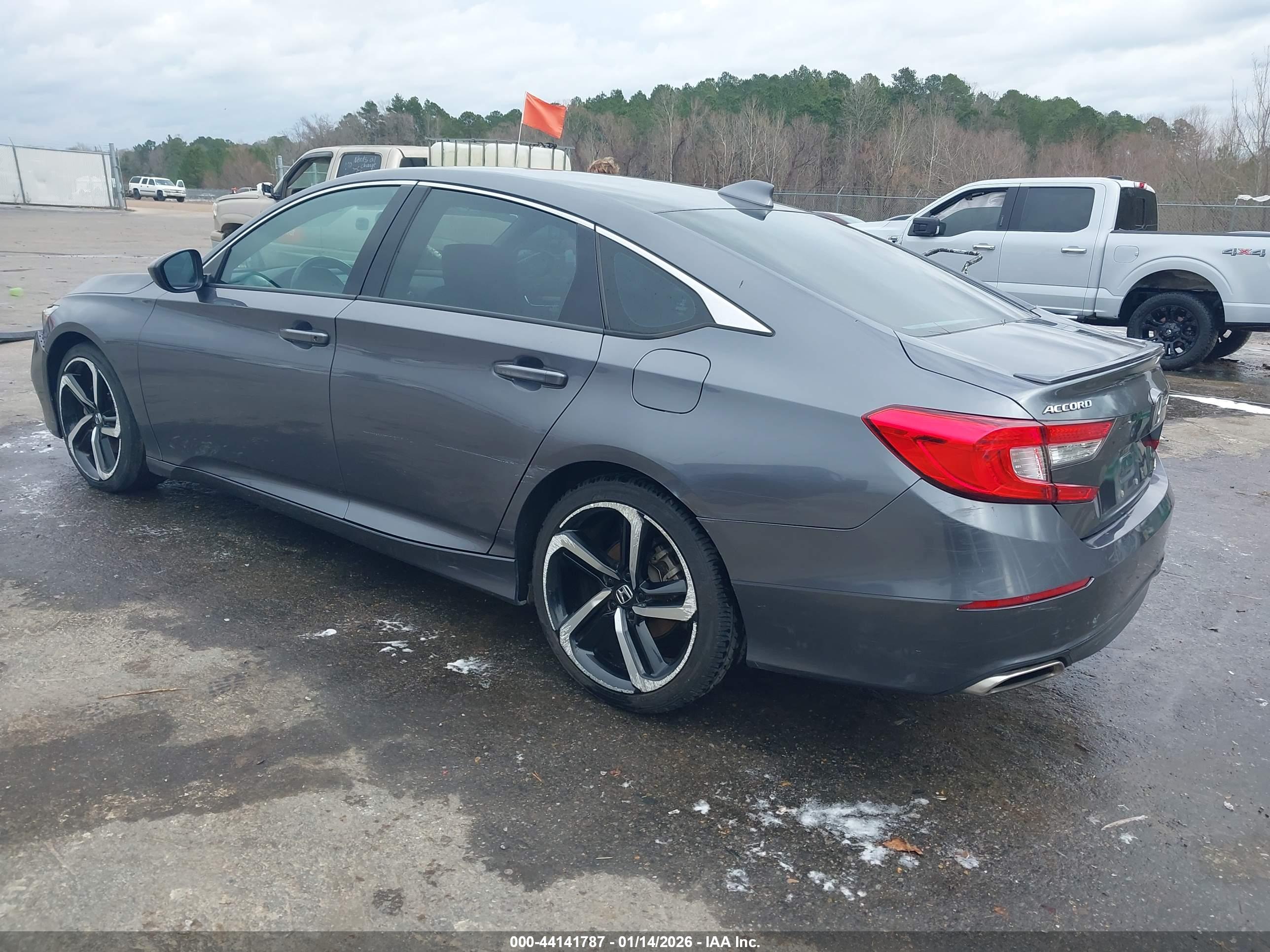 HONDA ACCORD image 3