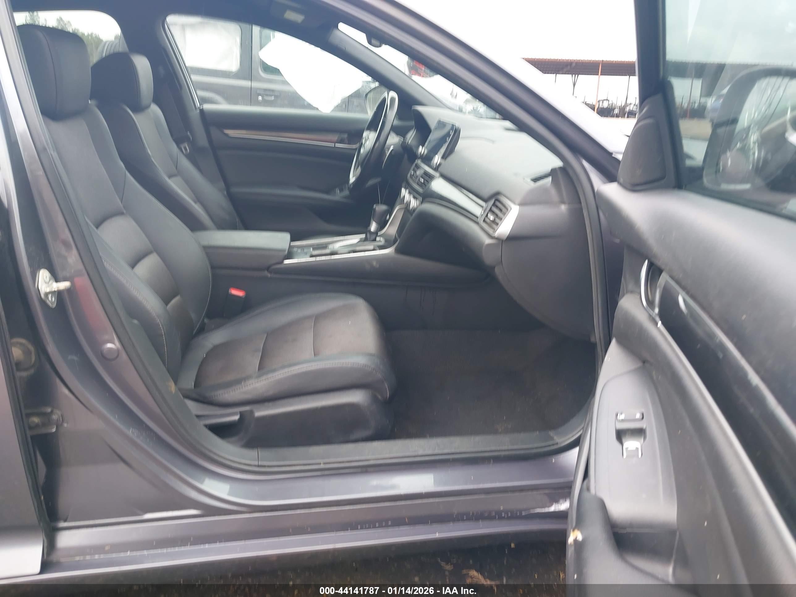HONDA ACCORD image 5