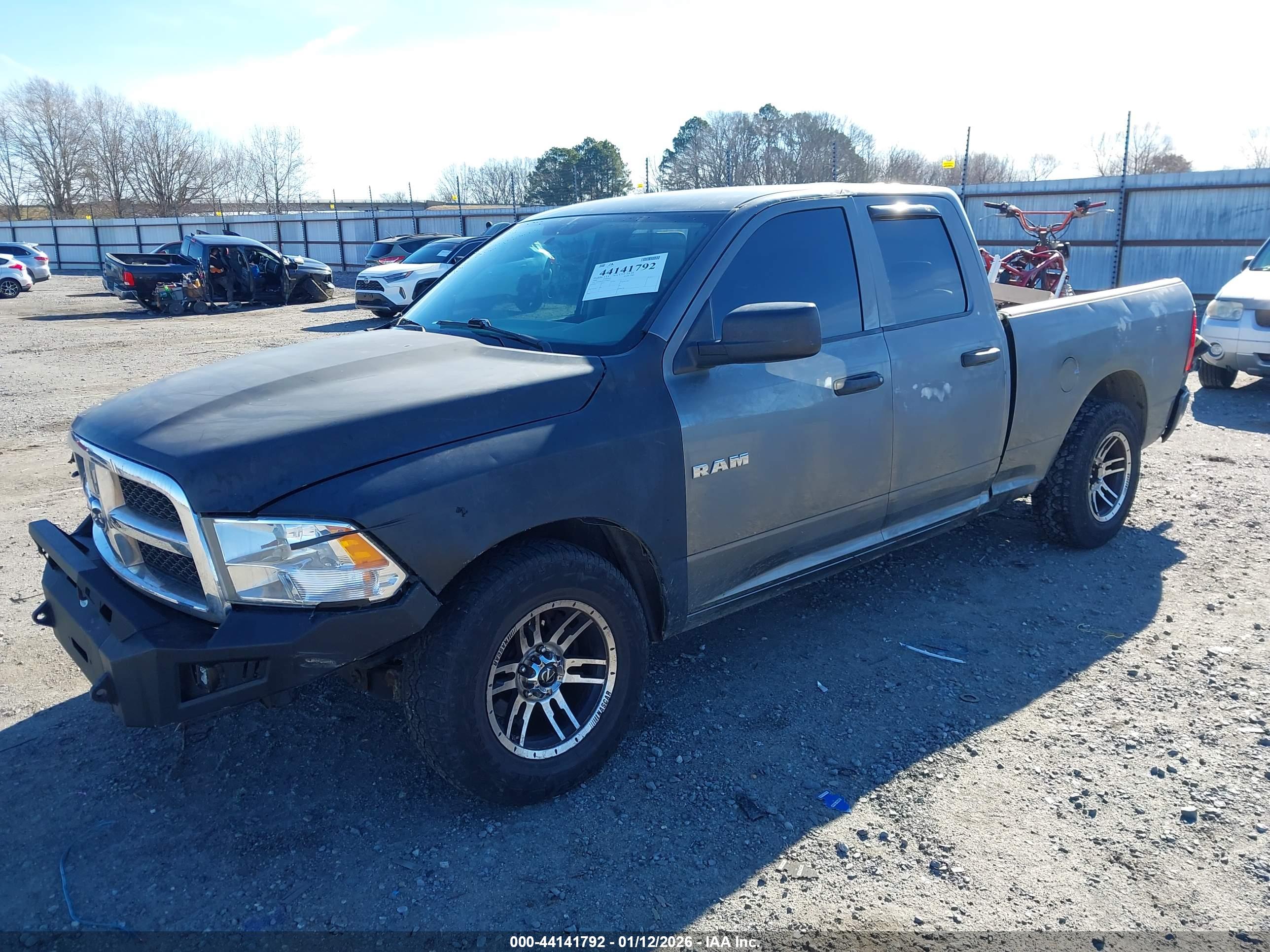 DODGE RAM image 2