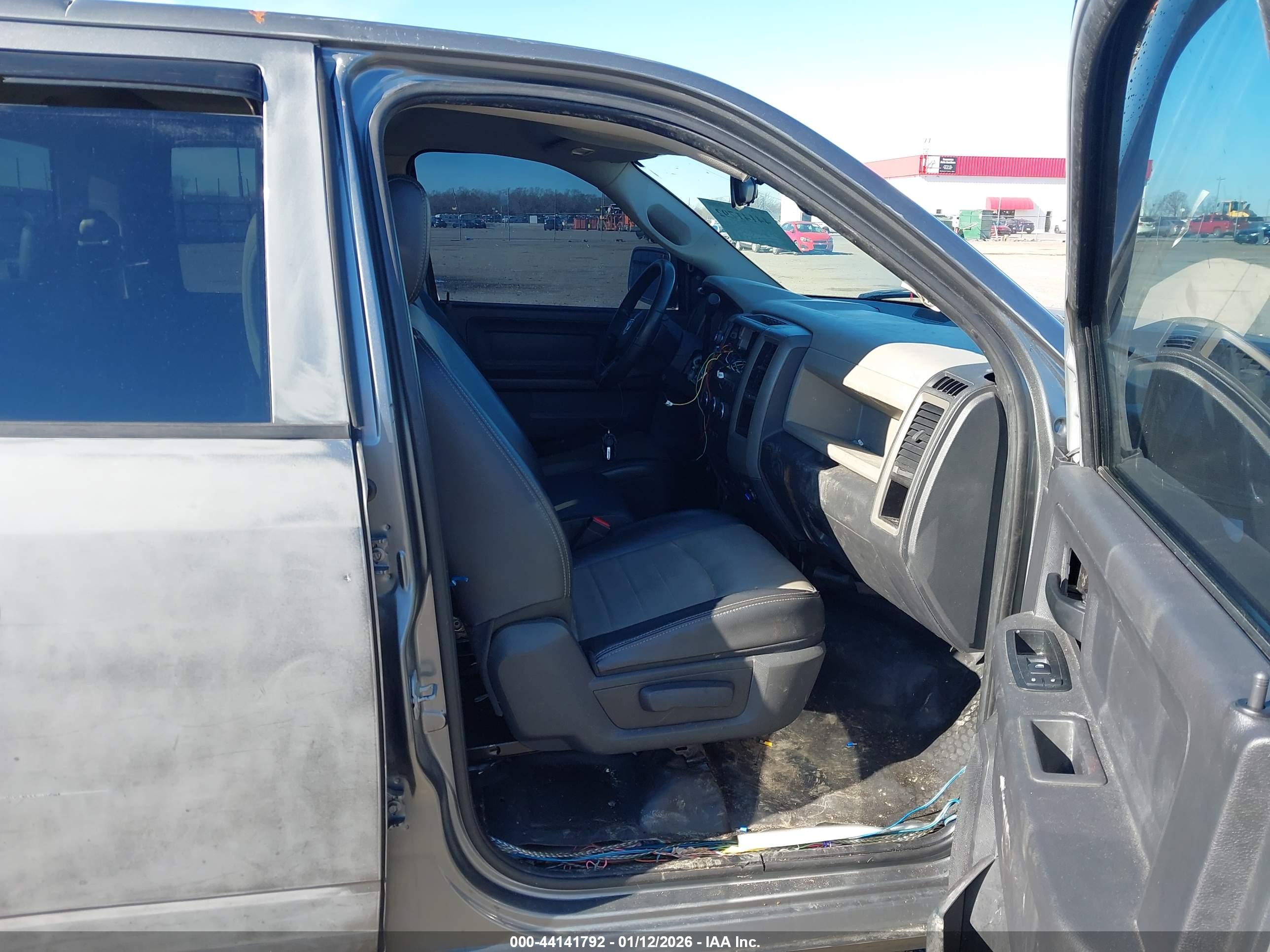 DODGE RAM image 5