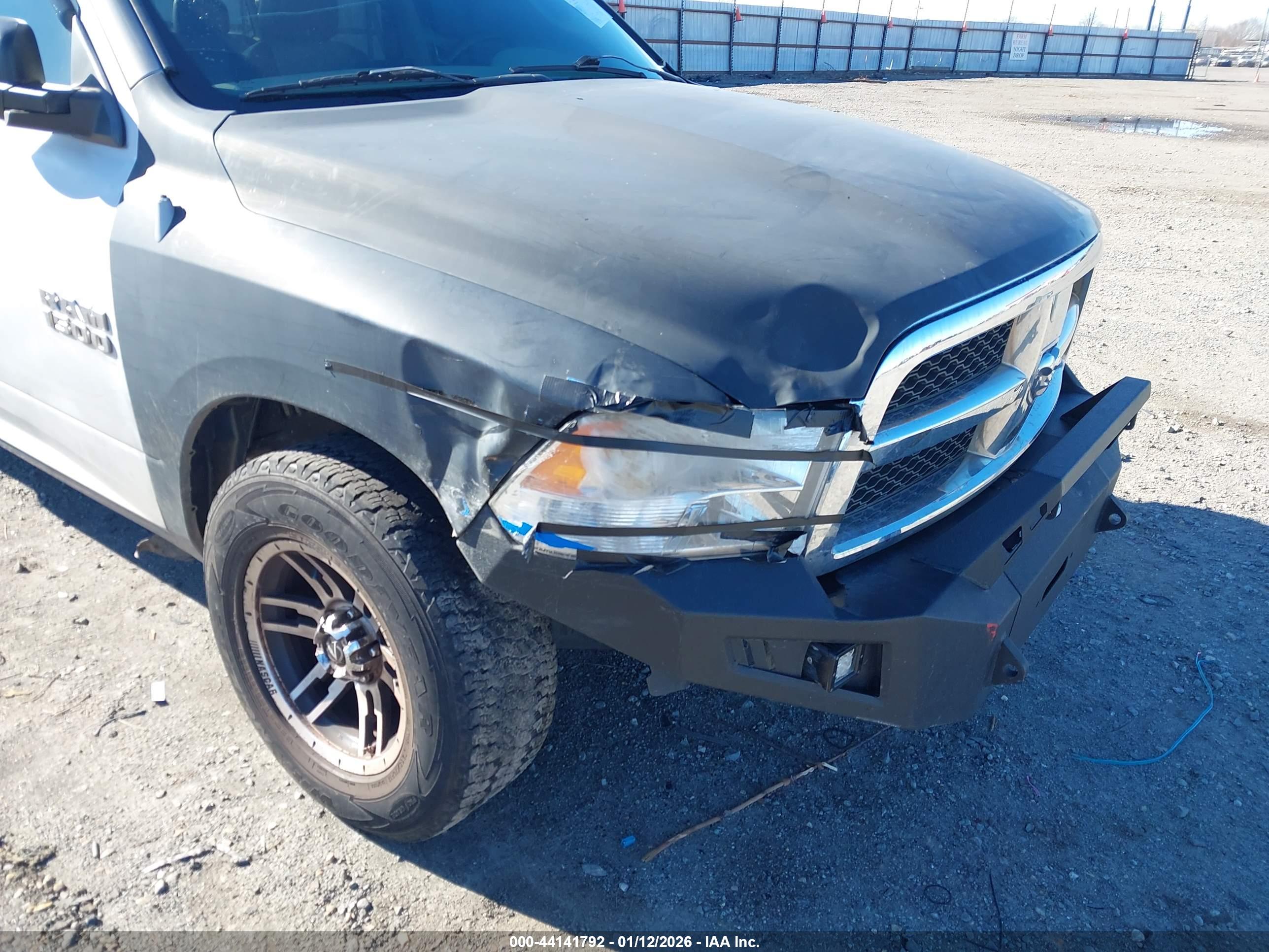DODGE RAM image 6