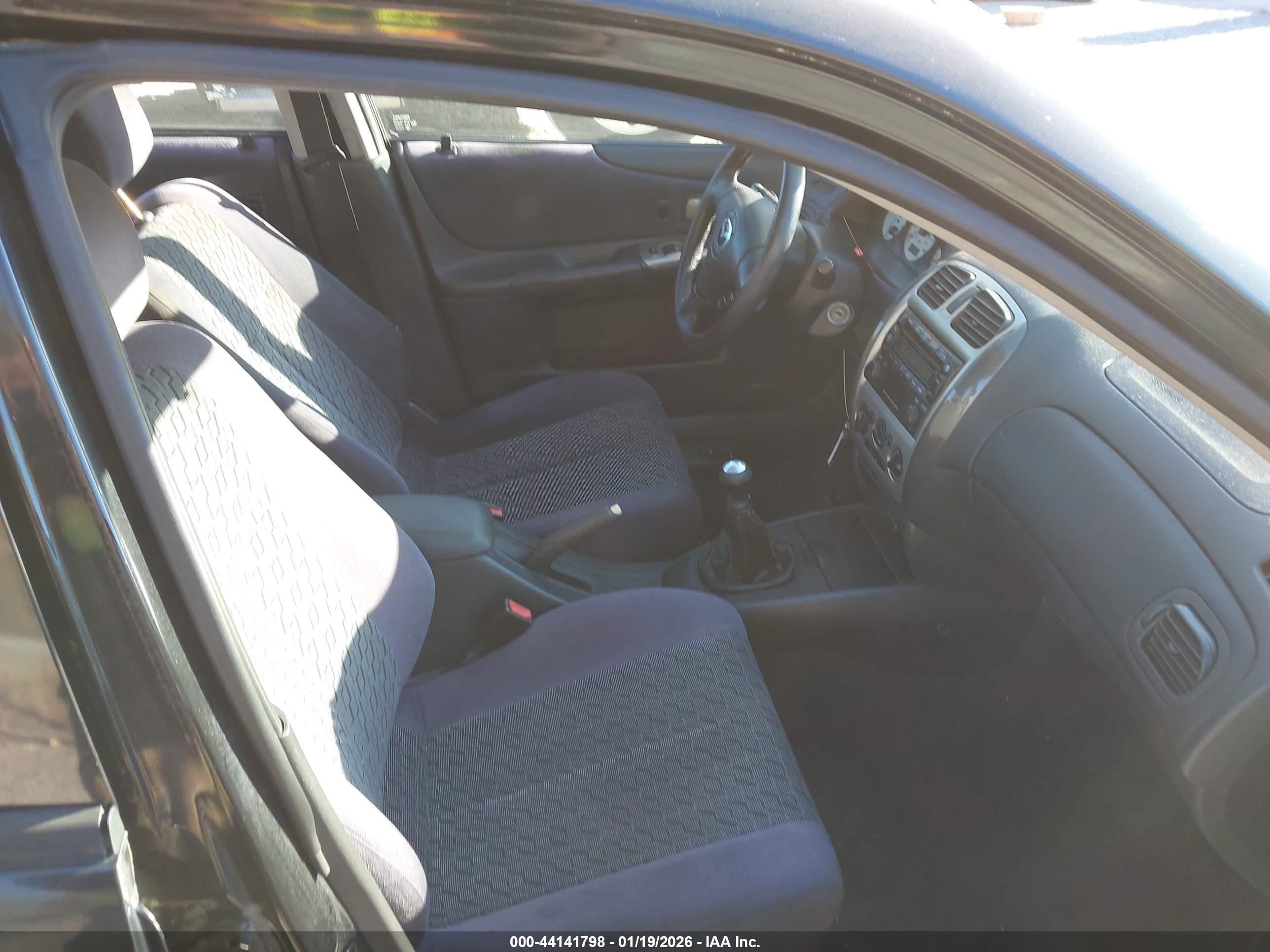 MAZDA PROTEGE image 5