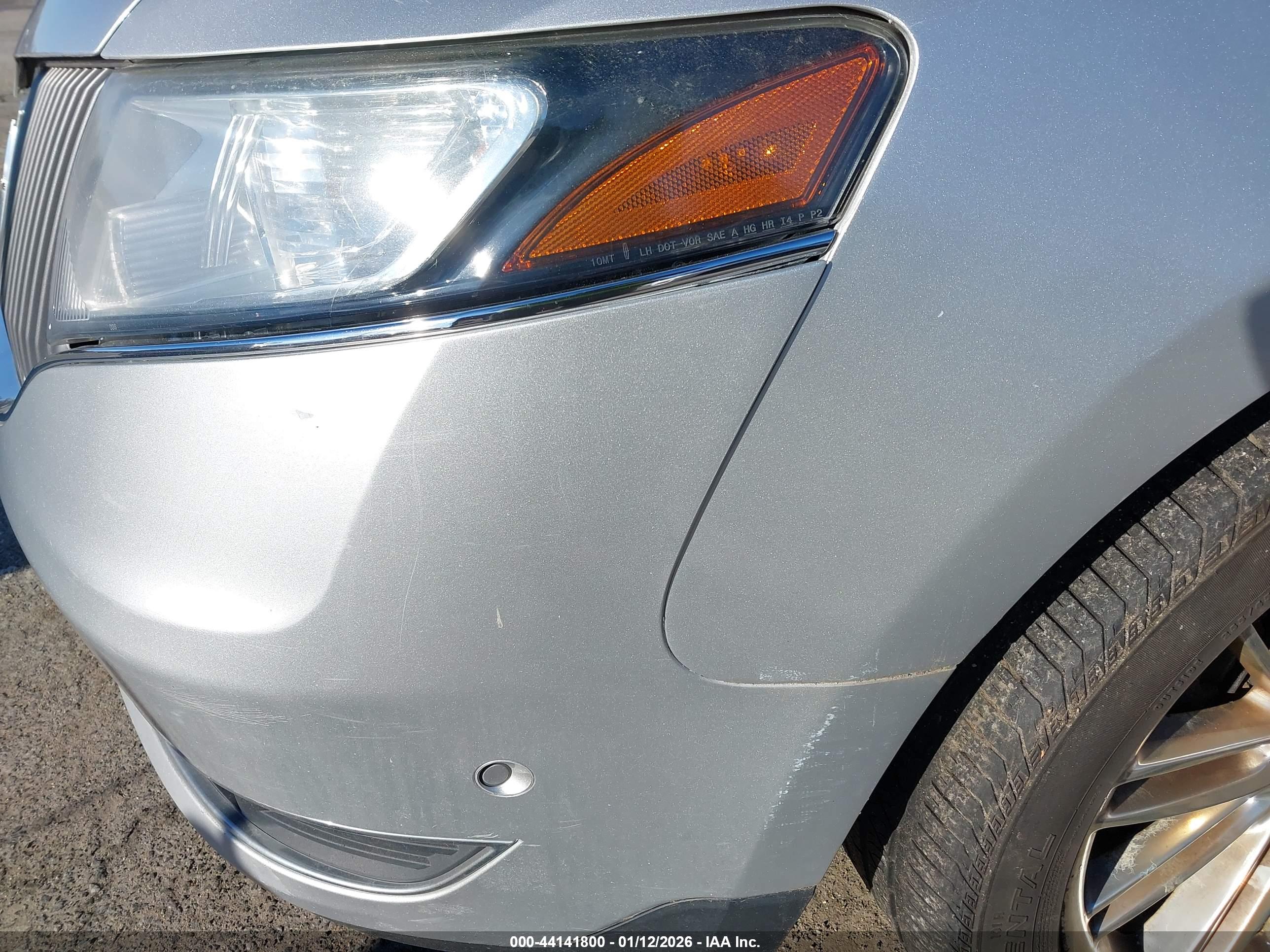 LINCOLN MKT image 6